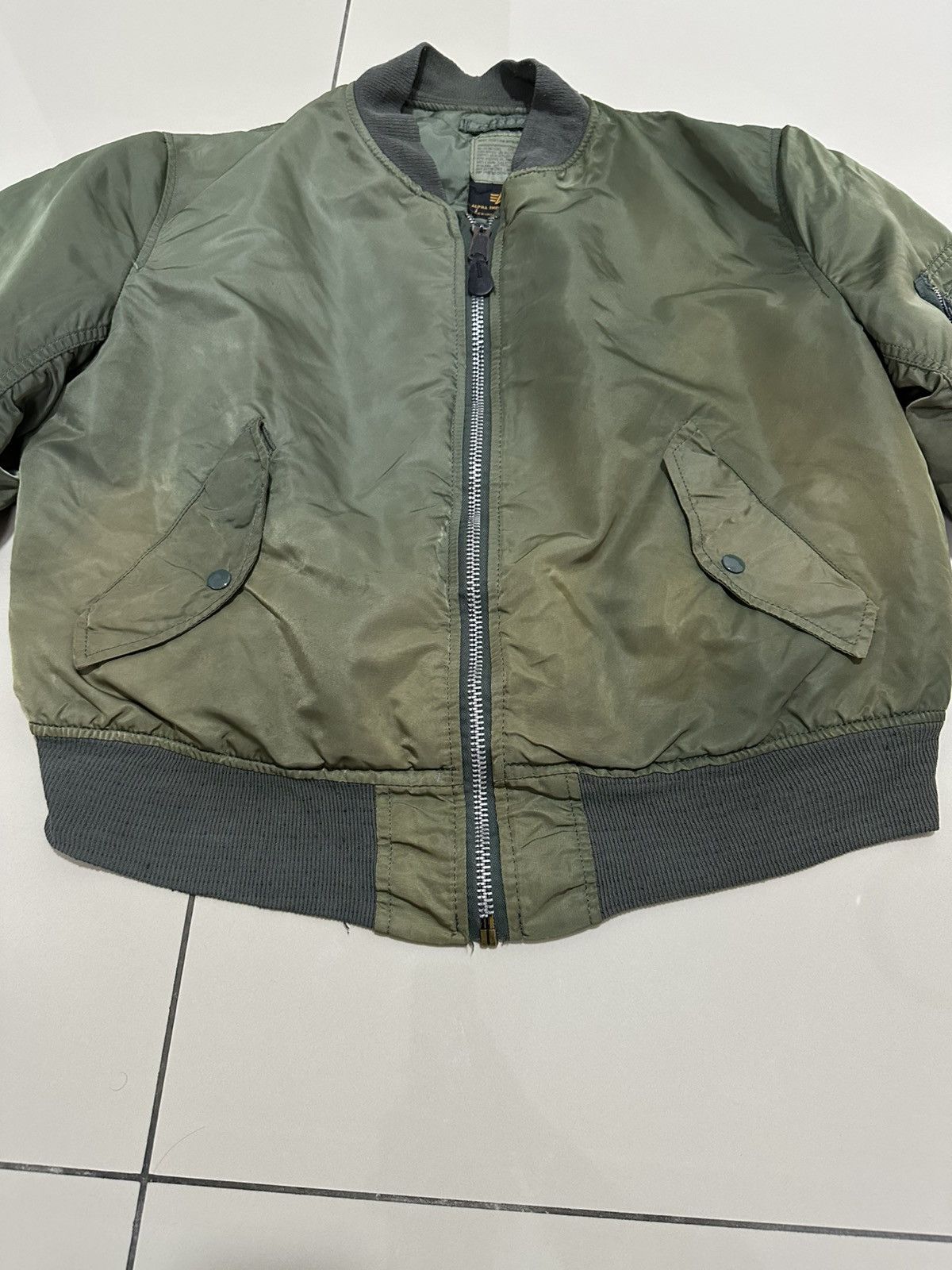 Alpha Industries Vintage 90s Alpha Industries Ma-1 Flight Jacket Fashion Army Size US L / EU 52-54 / 3 - 8 Thumbnail