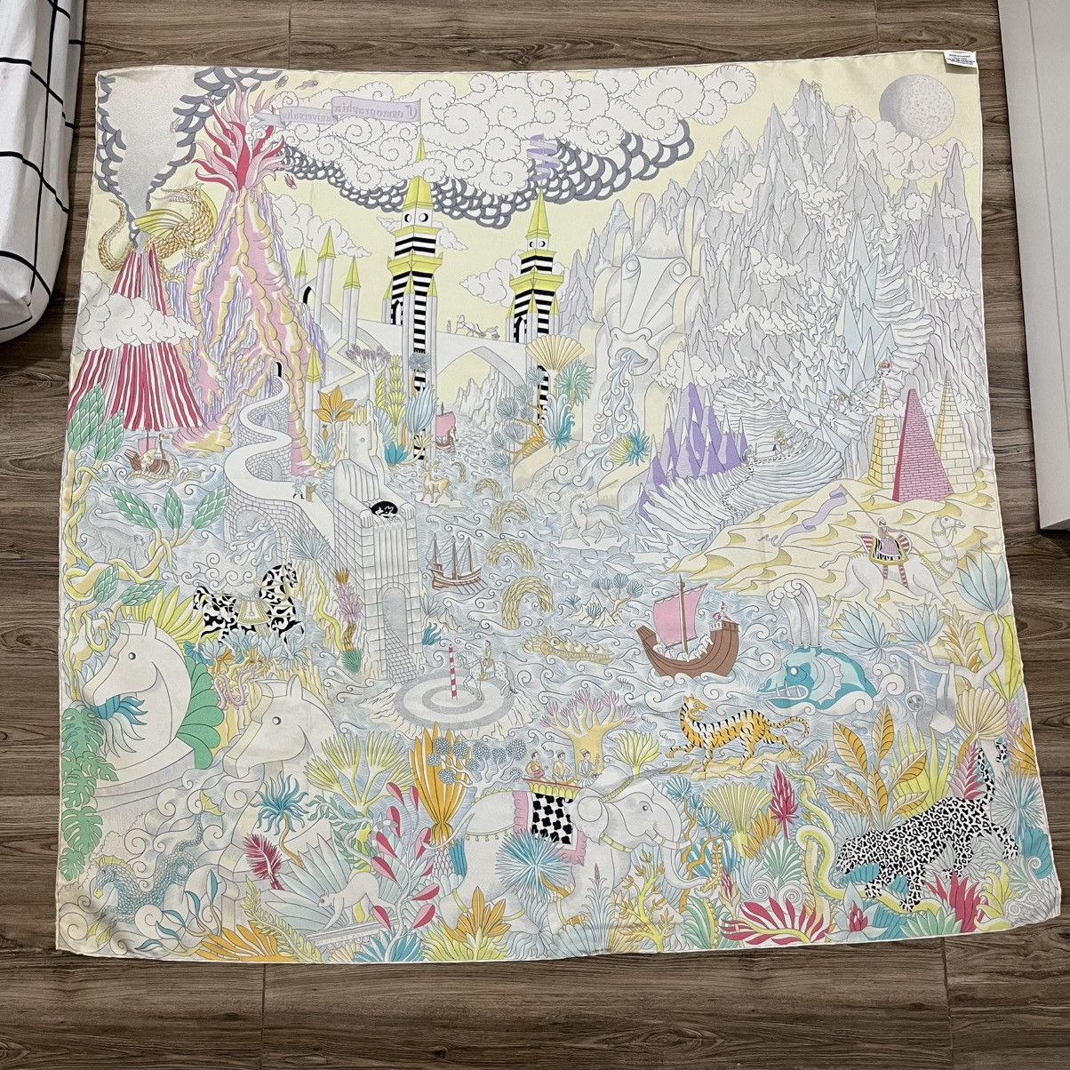 Hermes Hermès Cosmographia Universalis Scarf Size ONE SIZE - 10 Thumbnail