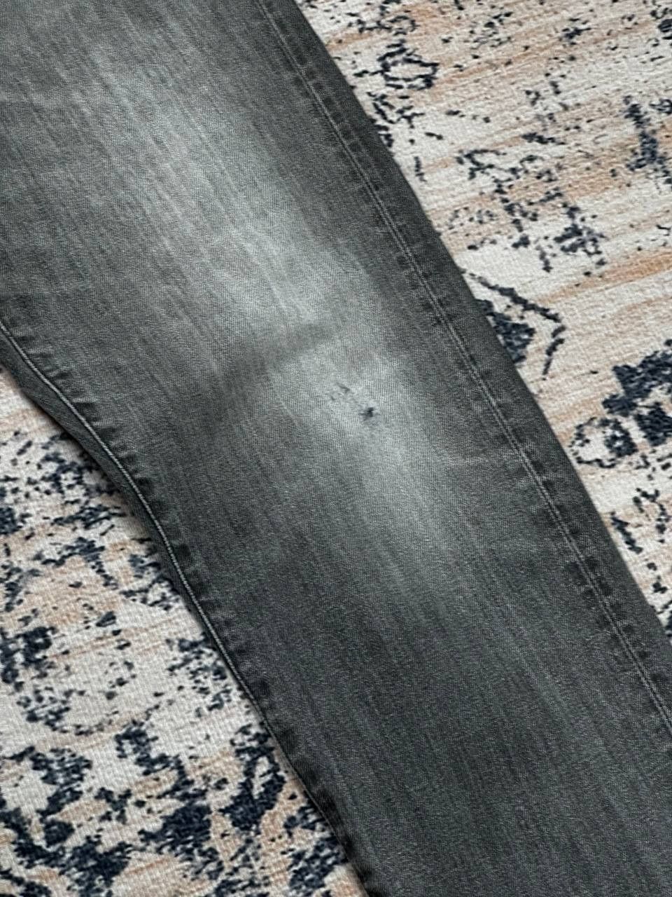 Edwin Edwin Made in Japan Grey Ripped Jeans Size 31 Size US 31 - 4 Thumbnail