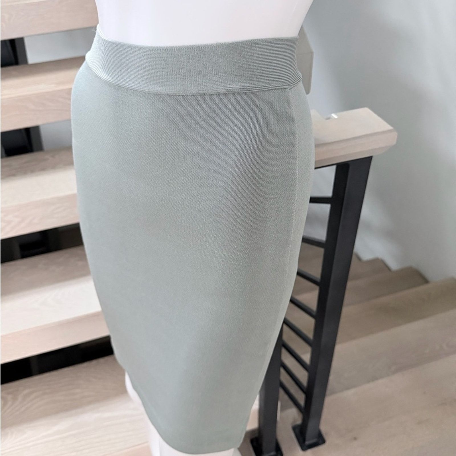 Guess New Guess Y2K Bandage Pencil Midi Green Skirt size S Size 26" / US 2 / IT 38 - 4 Thumbnail