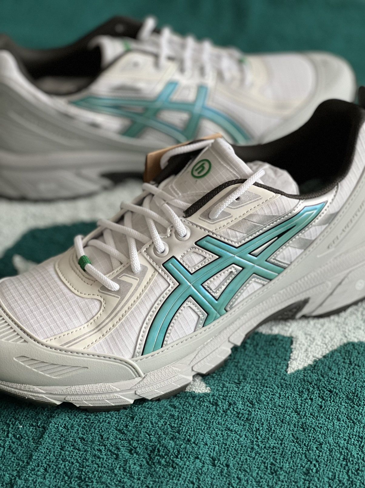 ASICS X Hidden NY Gel-Venture 6 Shield White Wasabi 11.5 Men