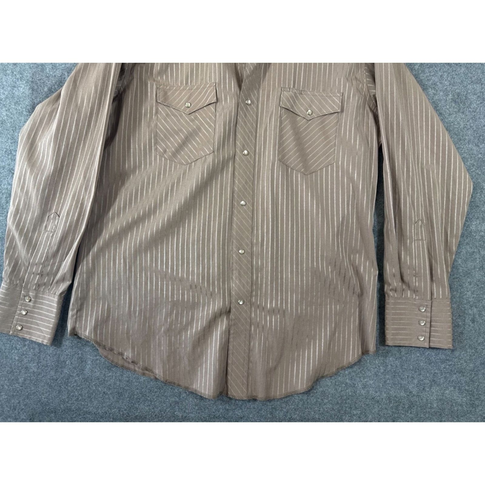 Wrangler VINTAGE Wrangler Western Shirt Mens L Brown Dobby Striped Pearl Snap Front Flap Pocket Long Sleeve Mens Size US L / EU 52-54 / 3 - 4 Thumbnail