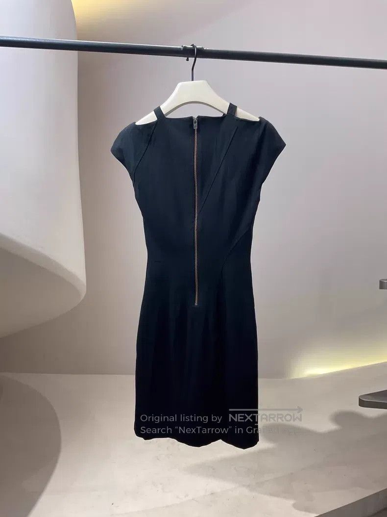 Helmut Lang Helmut Lang size P Black short-sleeve dress Size XS / US 0-2 / IT 36-38 - 2 Thumbnail