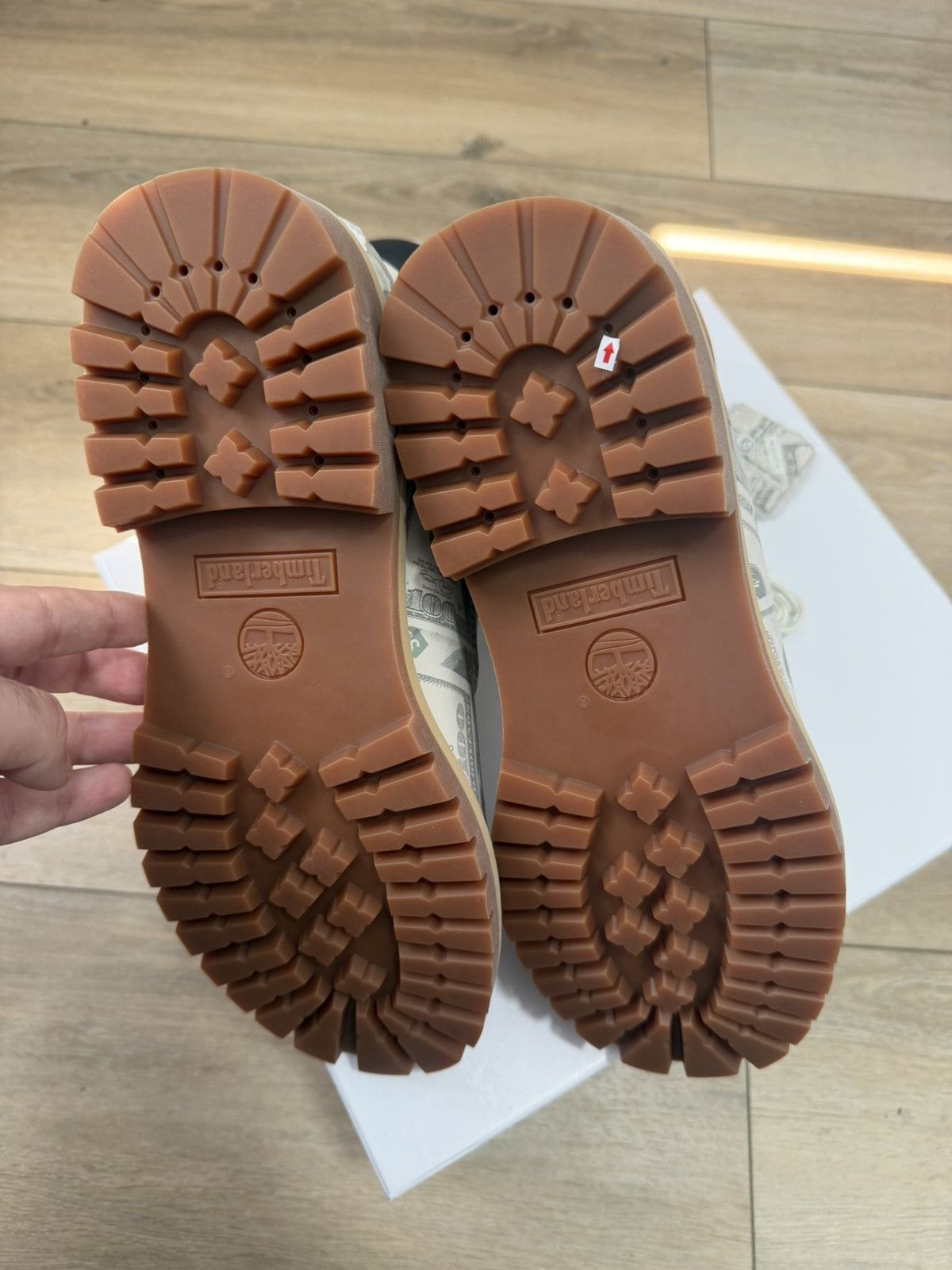 Supreme Supreme X maison margiela timbs MM6 $100 bills Size US 10 / EU 43 - 6 Thumbnail