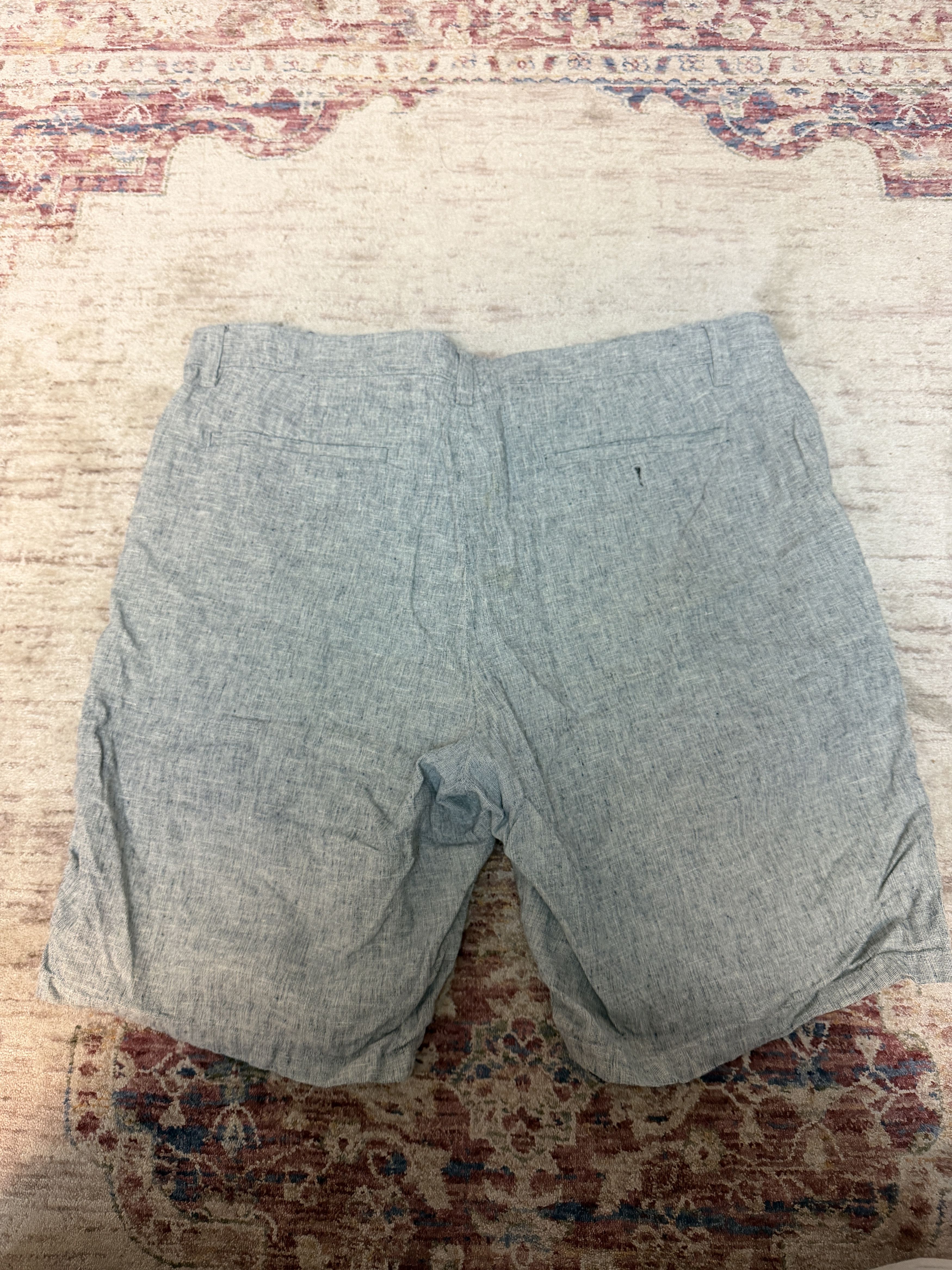 Banana Republic Banana Republic Men's Light Gray Linen Shorts Size 36 Size US 36 / EU 52 - 4 Thumbnail
