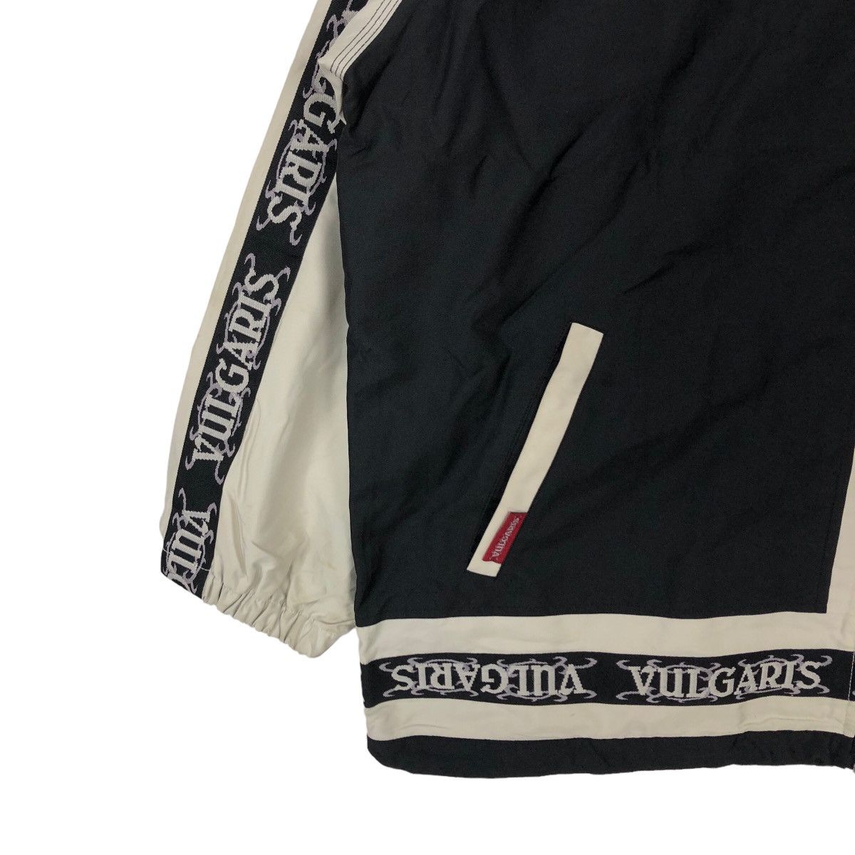 Japanese Brand VINTAGE VULGARIS SURVIVAL JACKET INSPIRE CHROME HEARTS Size US L / EU 52-54 / 3 - 3 Thumbnail