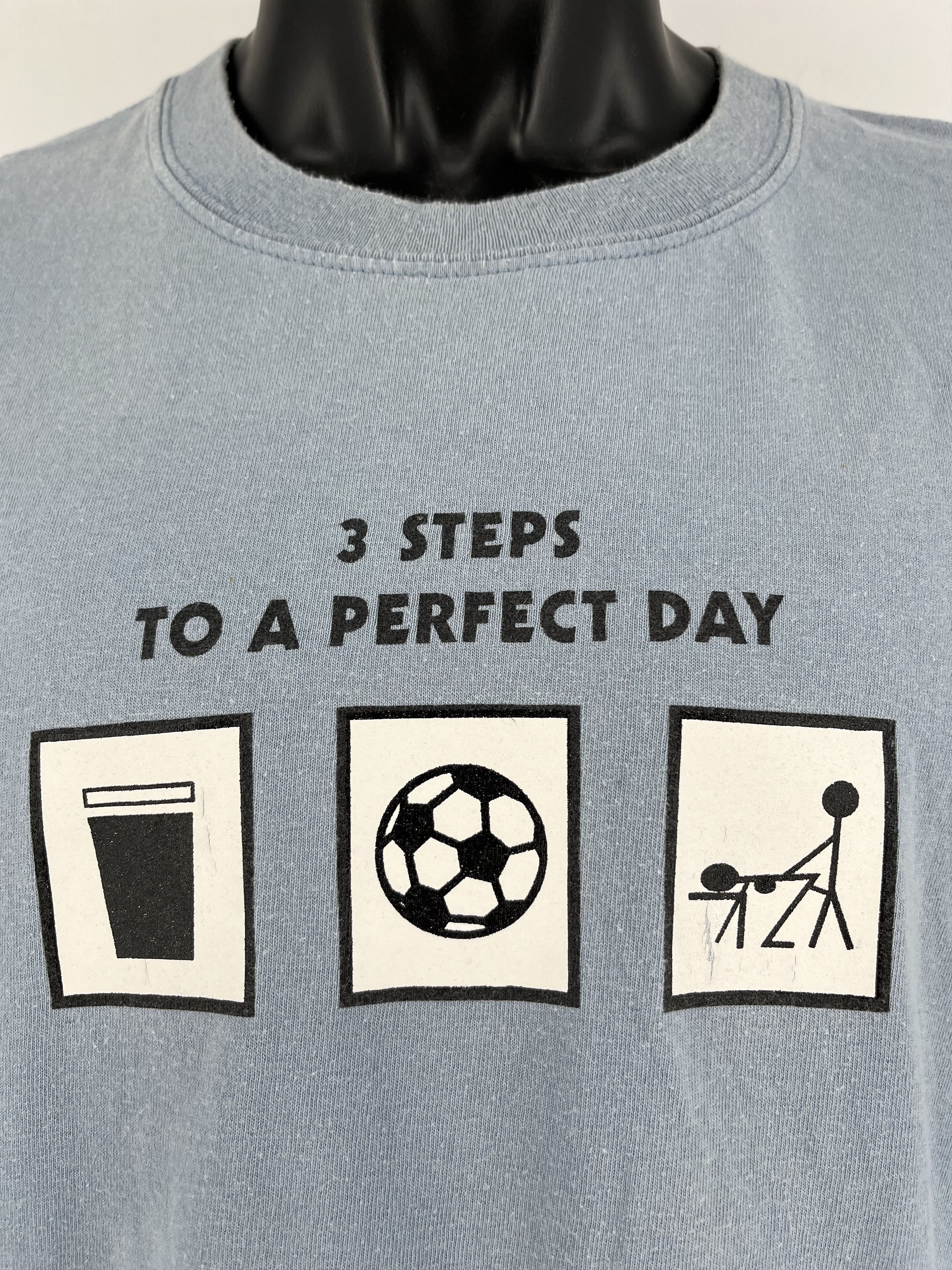 Vintage Vintage Y2K “ 3 STEPS TO A PERFECT DAY “alcohol football sex Size US XL / EU 56 / 4 - 6 Thumbnail