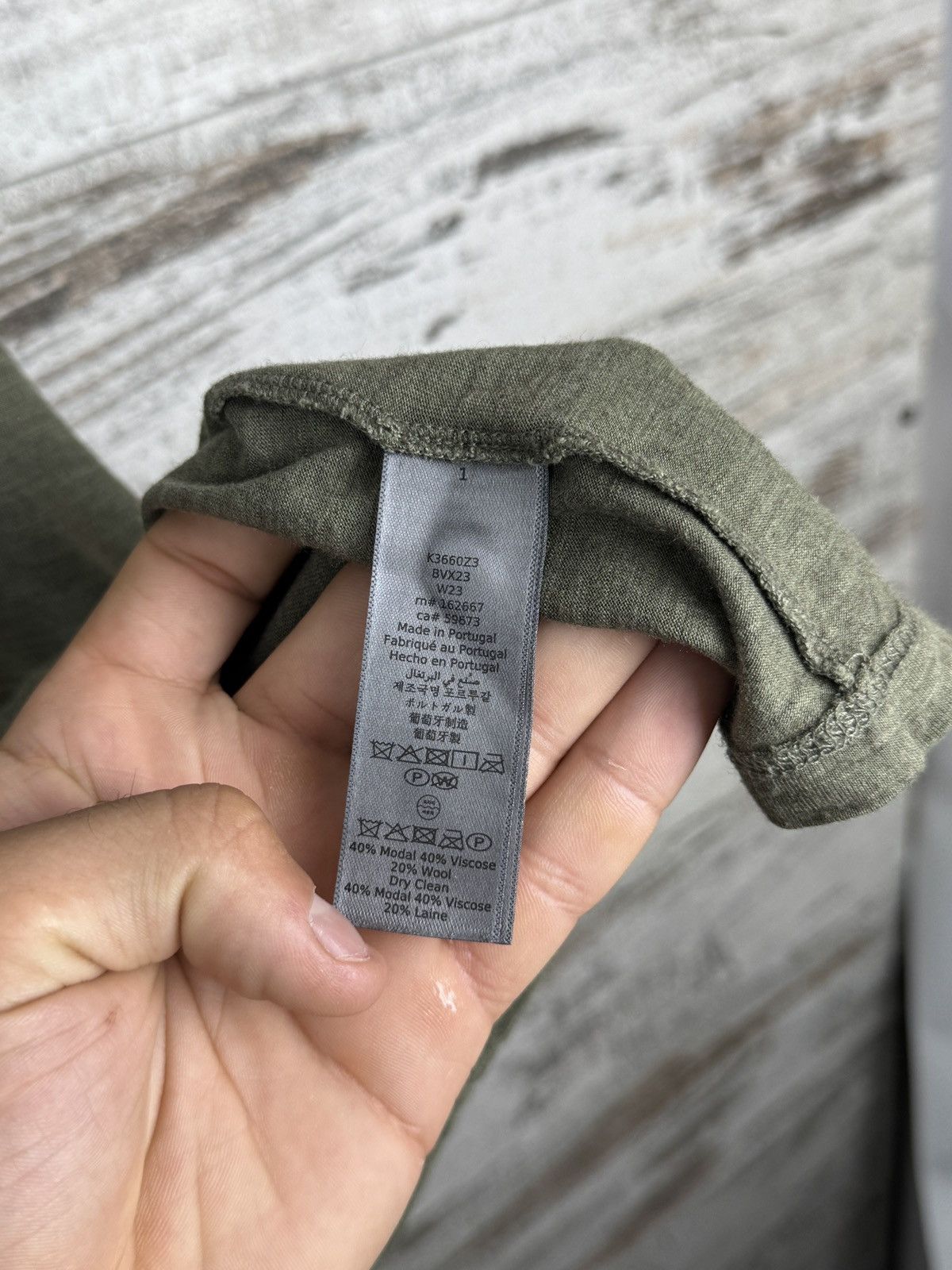 John Varvatos Mens Vintage John Varvatos longsleeve T-shirt modal lana Size US M / EU 48-50 / 2 - 6 Thumbnail