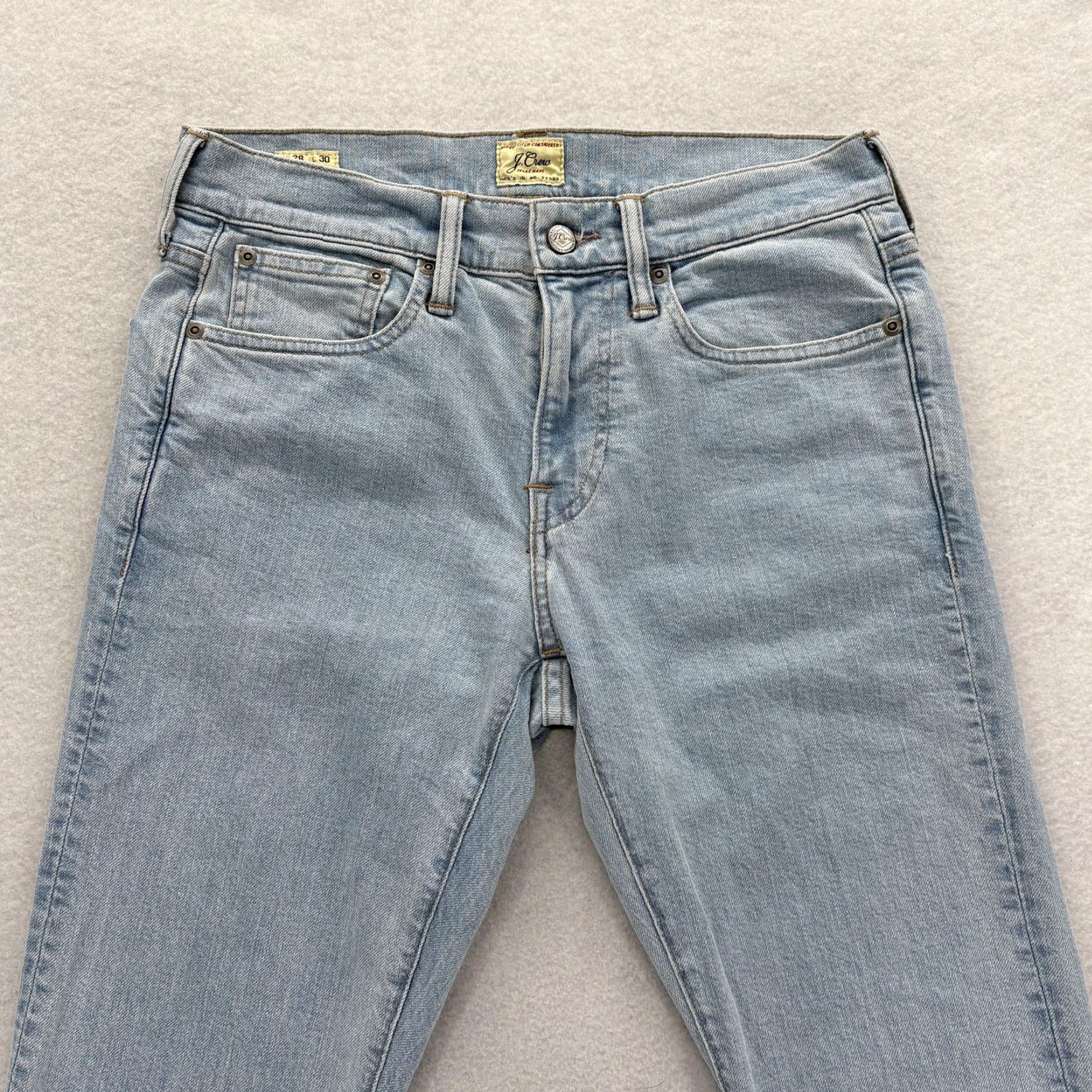 J.Crew J.CREW 484 Stretch Jeans Mens 28x30 Light Wash Slim Tapered Denim Blue Preppy denim jeans, Mens, 28, Light wash, 30 inseam Size US 28 / EU 44 - 2 Thumbnail