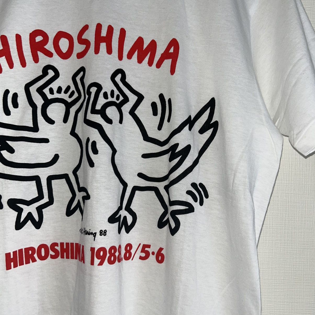 Vintage Vintage 80s Keith Haring Hiroshima Peace Charity Concert T Size US L / EU 52-54 / 3 - 5 Thumbnail