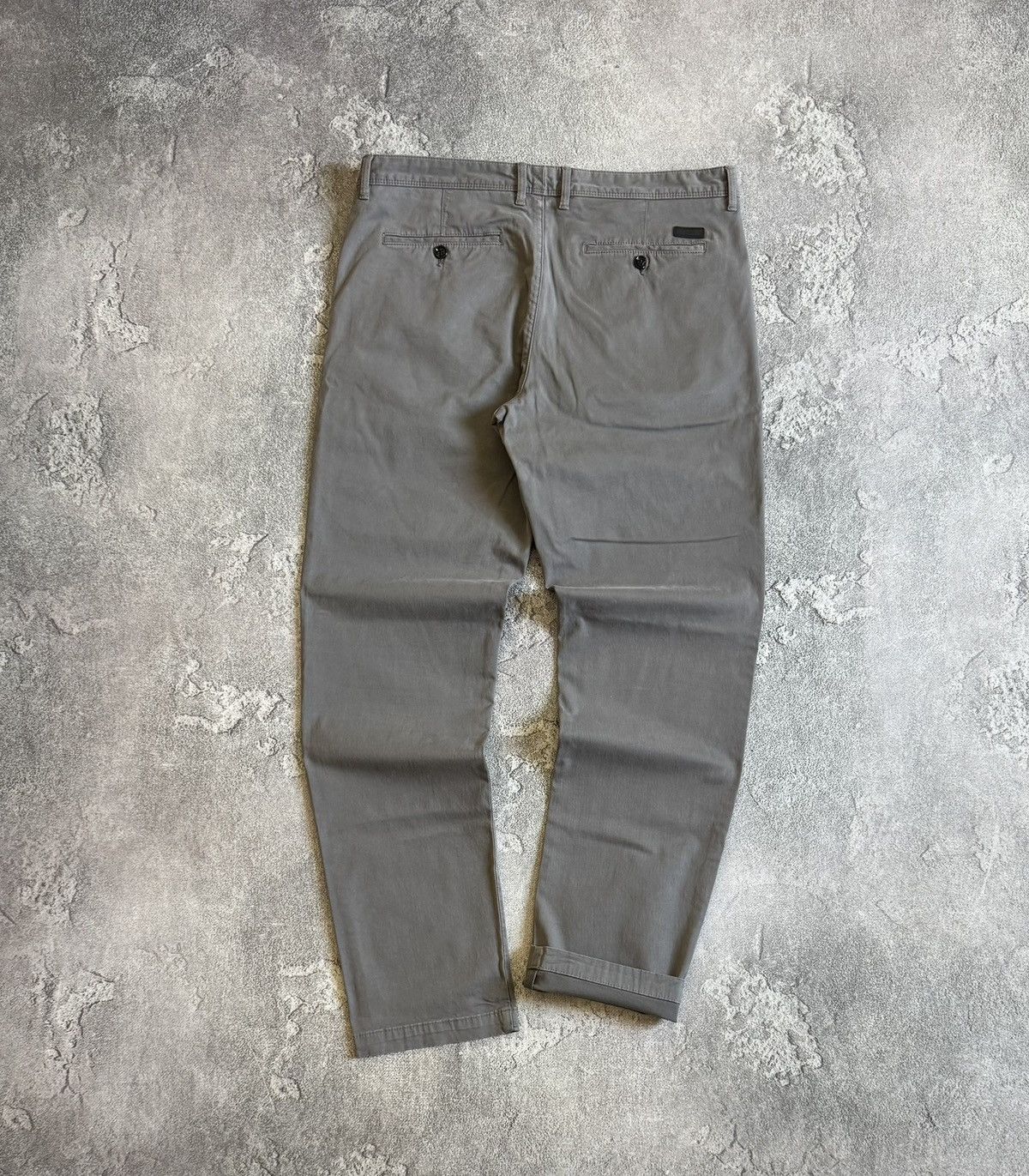 Hugo Boss Hugo Boss 34 casual pants trousers chinos old money Size US 34 / EU 50 - 1 Thumbnail