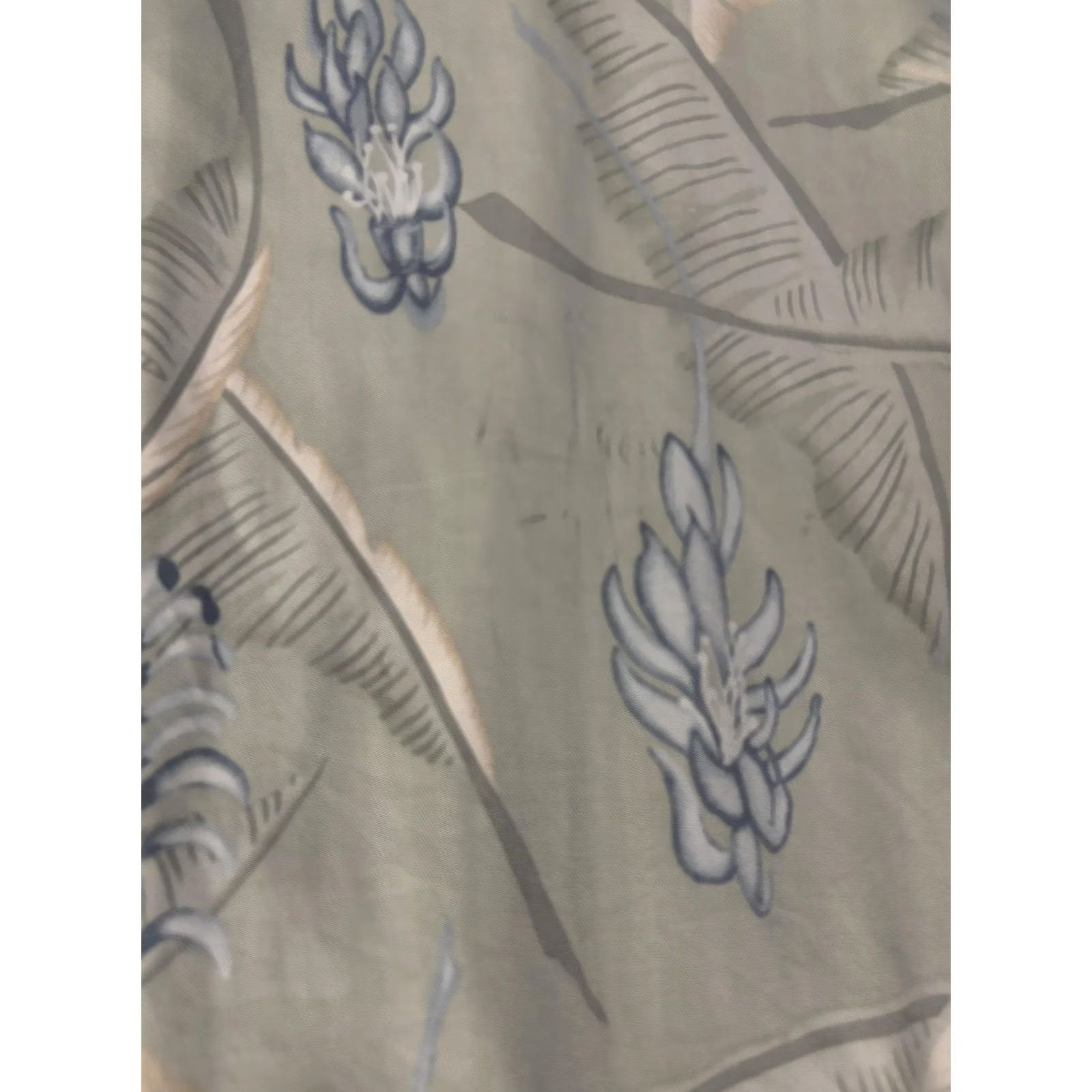 Tommy Bahama Tommy Bahama Shirt Mens 2XL Green Silk Hawaiian Floral Camp Button Front Casual Size US XXL / EU 58 / 5 - 5 Thumbnail