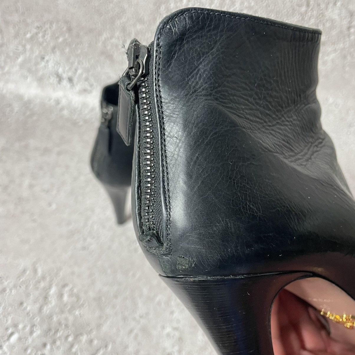 Prada × Vintage Prada Black Leather Ankle Boots sz 40 Size US 10 / IT 40 - 7 Thumbnail