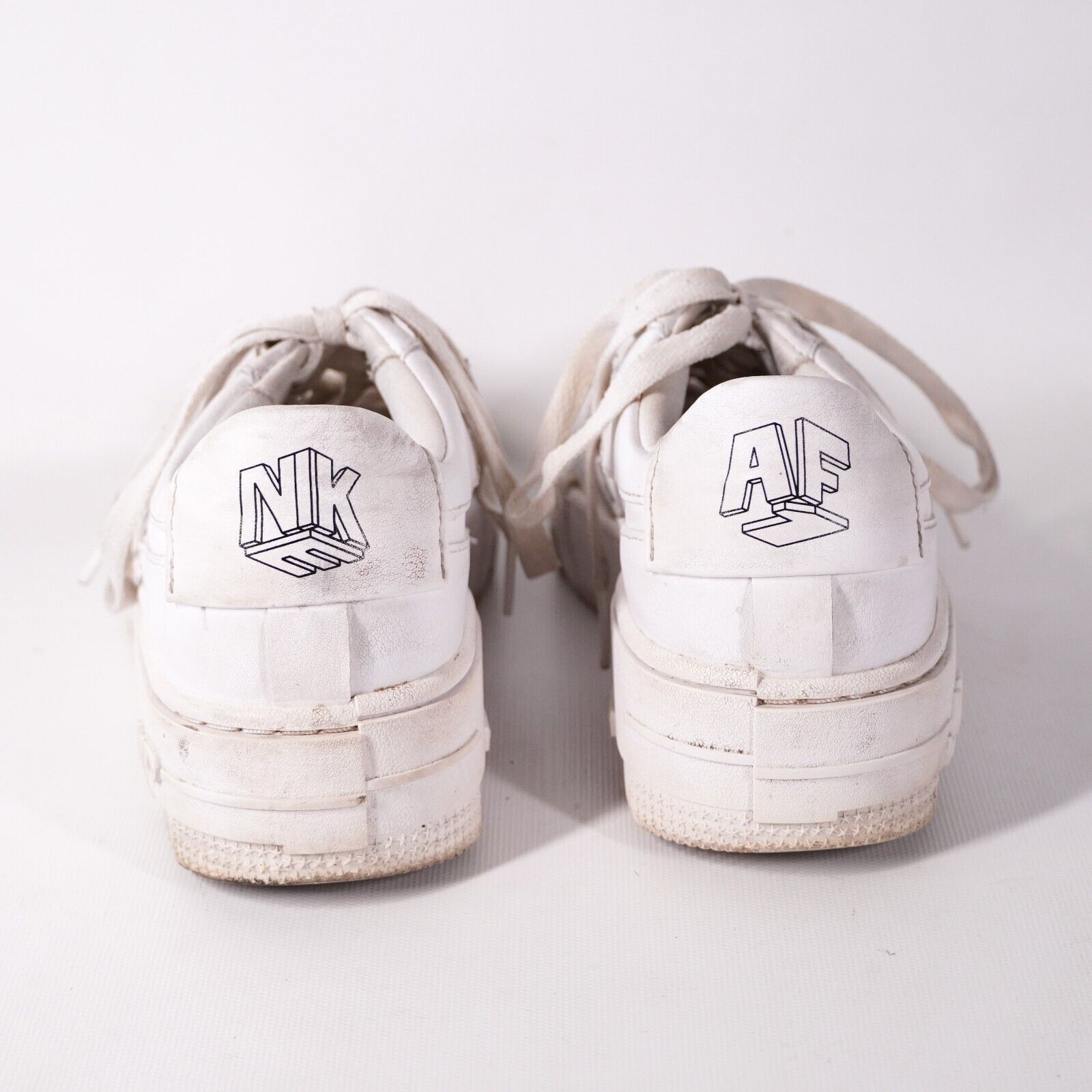 Nike Nike Air Force One Athletic Low Sneakers Women 5 Shoes Size US 5 / IT 35 - 3 Thumbnail