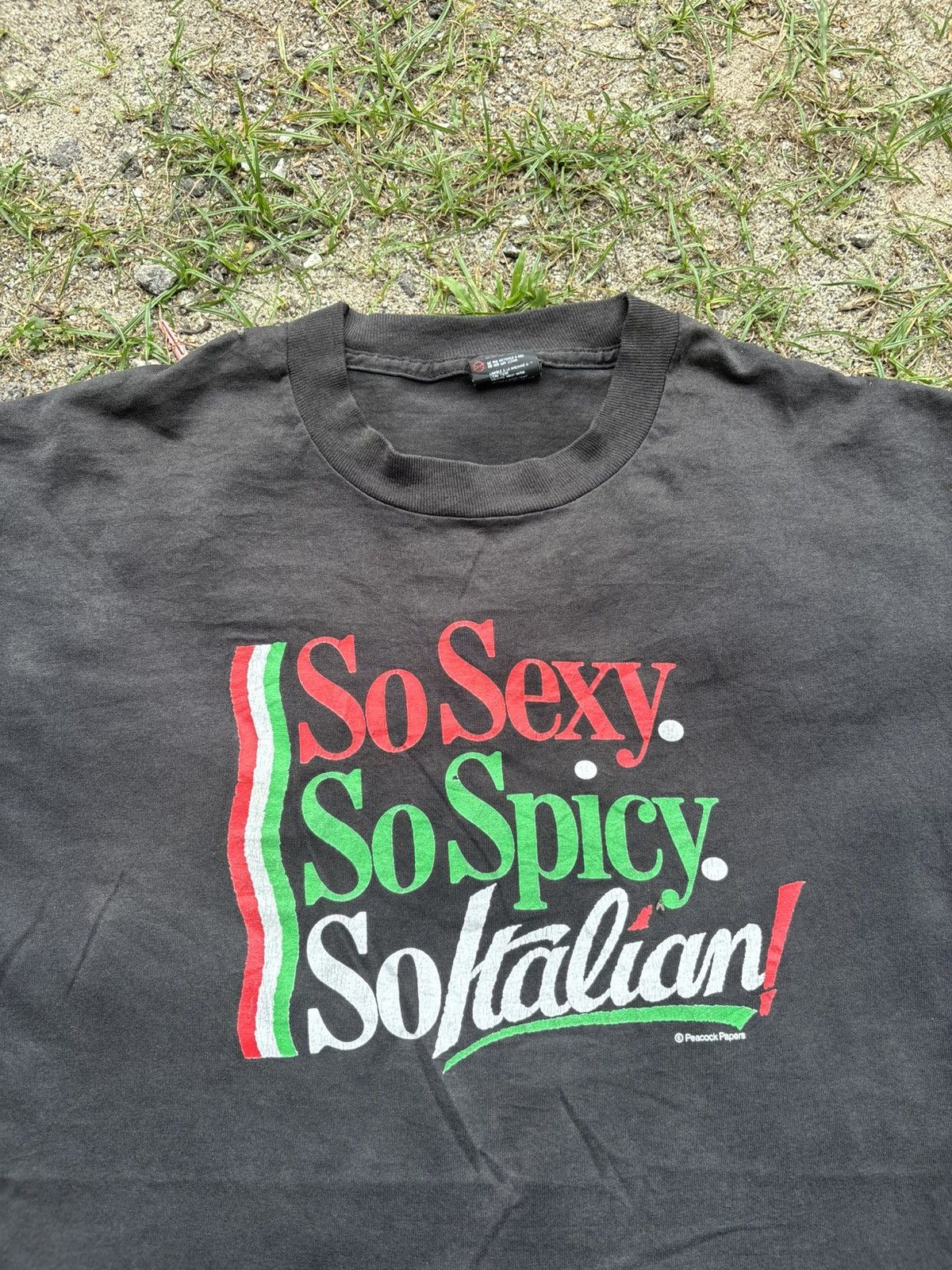 Vintage Vintage So Italian Tshirt Size US XL / EU 56 / 4 - 2 Thumbnail