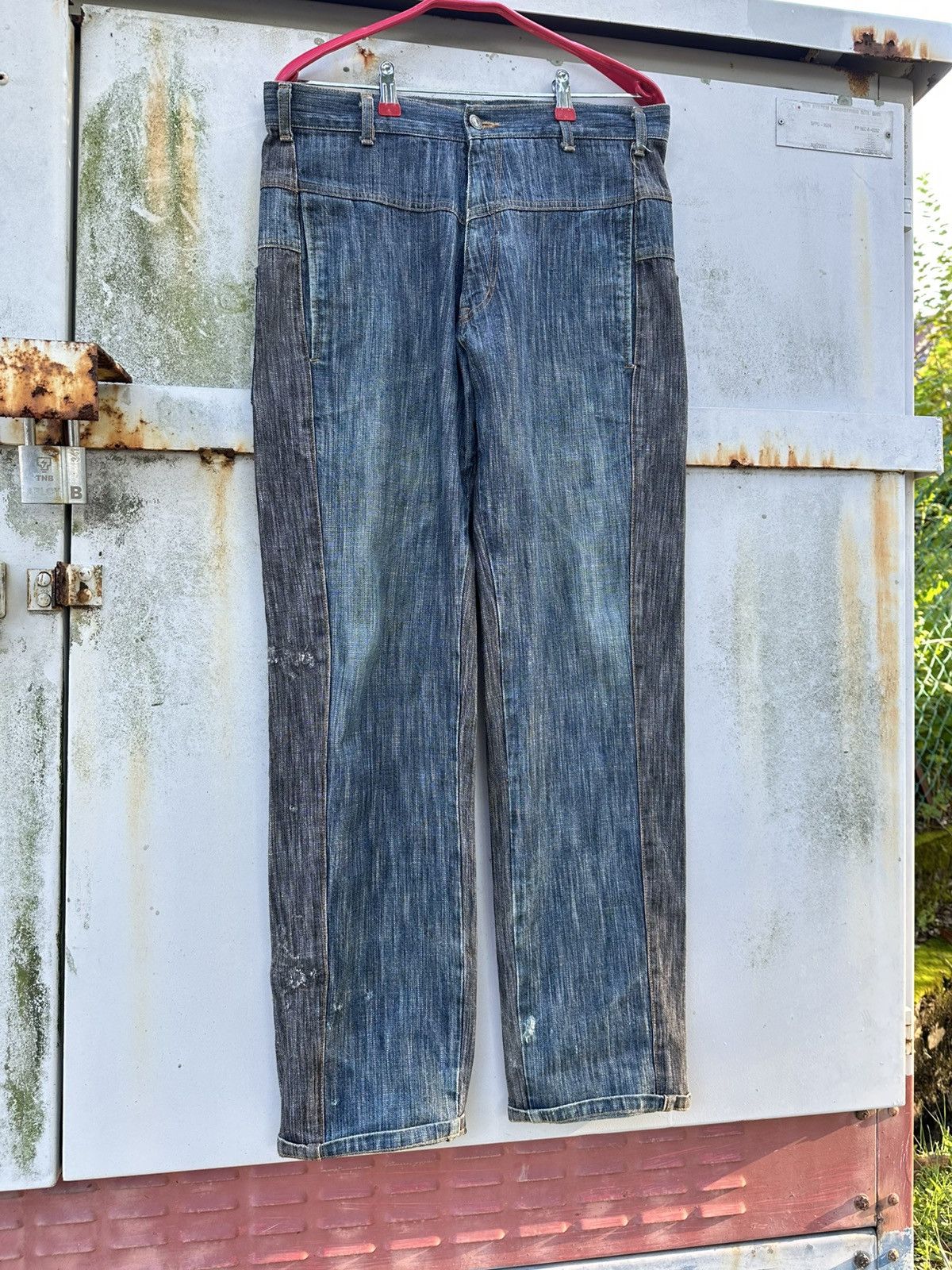 Vintage 👹Vintage Monitographic Design 2 Tone Straight Cut Jeans Size US 31 - 8 Thumbnail