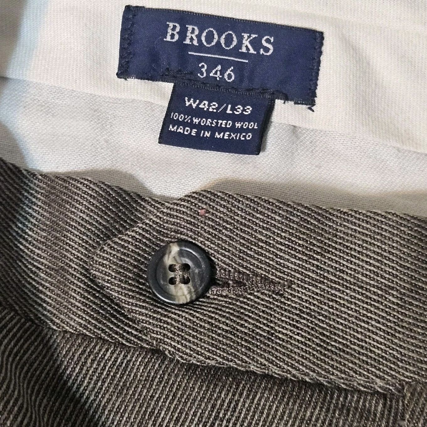 Brooks Brothers Brooks Brothers 346 Dress Pants Mens 38x33 Wool Solid Brown Regular Straight Zip Button EUC Size US 38 / EU 54 - 8 Thumbnail