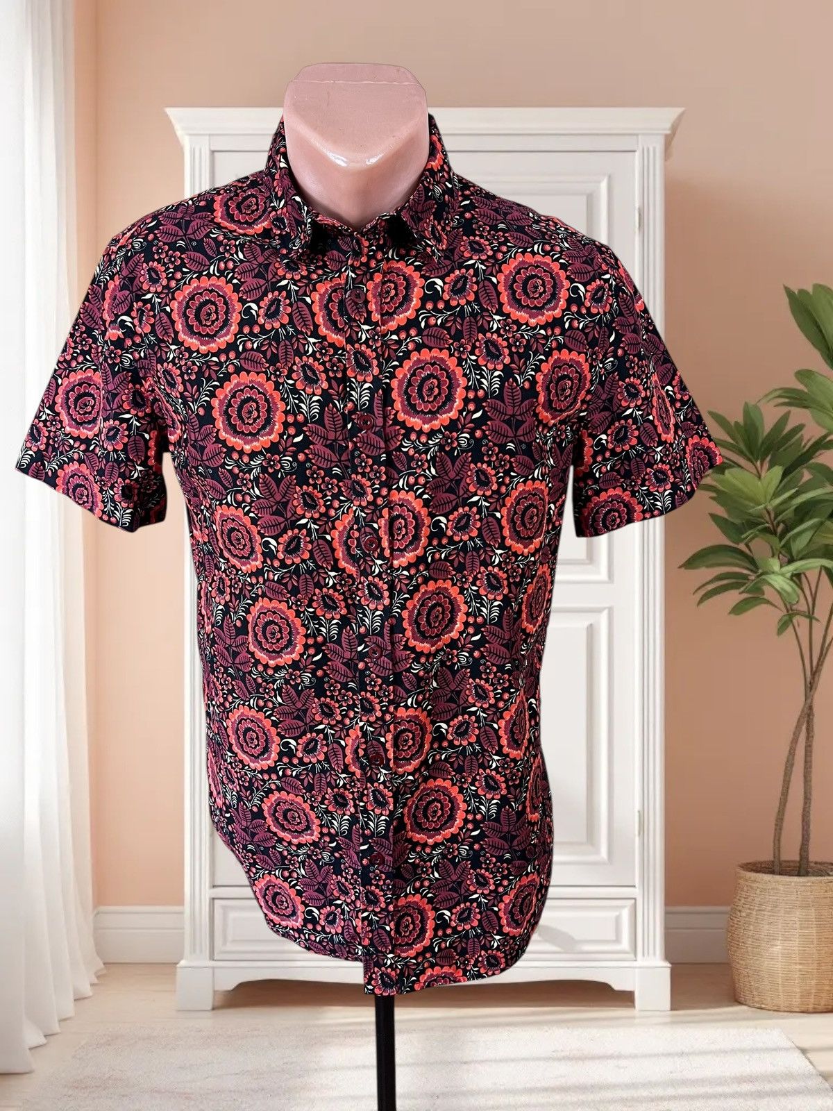 Anerkjendt Anerkjendt short sleeve shirt size M floral pattern Size US M / EU 48-50 / 2 - 1 Thumbnail