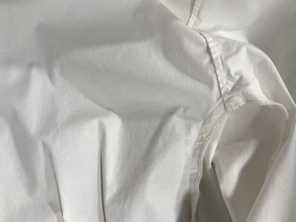 Burberry Burberry White Shirt Scalloped Shirt, size 2 Size XS / US 0-2 / IT 36-38 - 9 Thumbnail