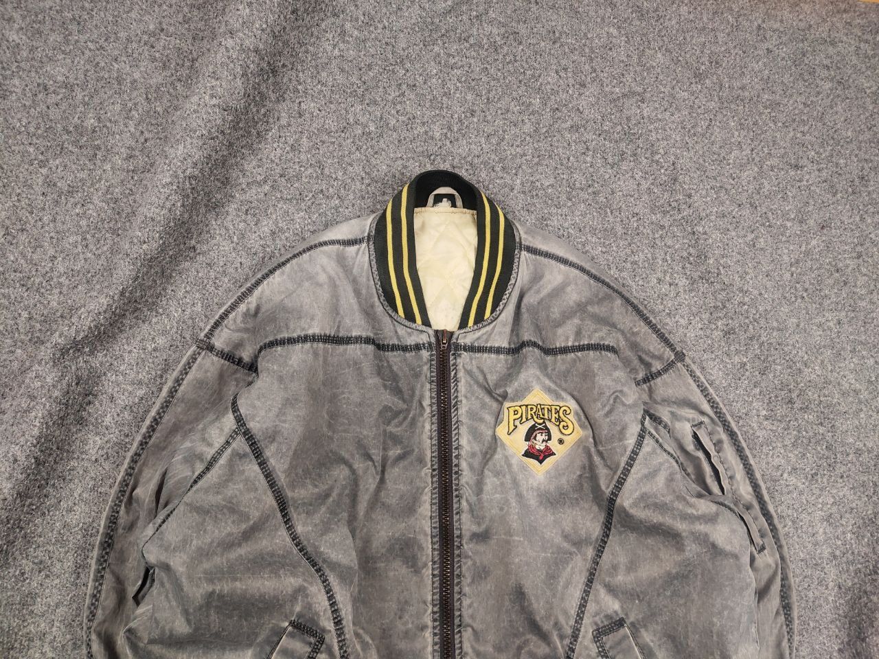 MLB Vintage 90's Pittsburgh Pirates Embroidered bomber Jacket Size US L / EU 52-54 / 3 - 3 Thumbnail