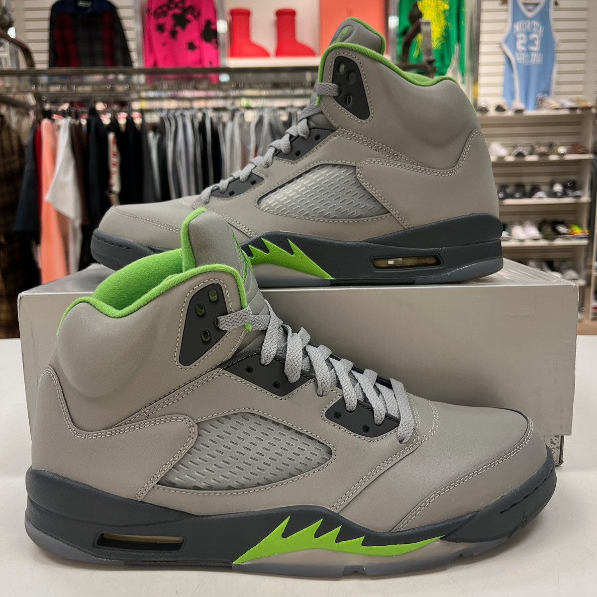 Jordan Brand Size 11.5 - Air Jordan 5 Retro Green Bean DM9014-003 Size US 11.5 / EU 44-45 - 1 Thumbnail