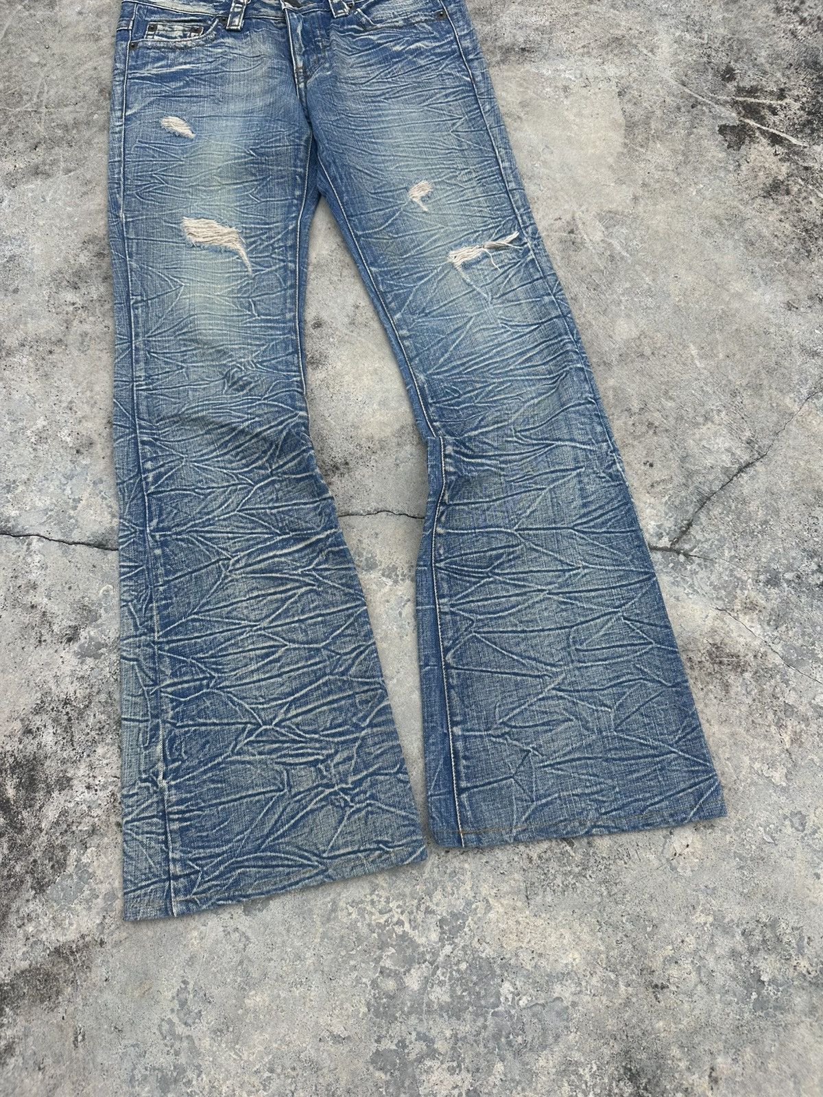 If Six Was Nine 2000s Japanese Brand Beautiful Whisker Flare Jean Size US 30 / EU 46 - 2 Thumbnail