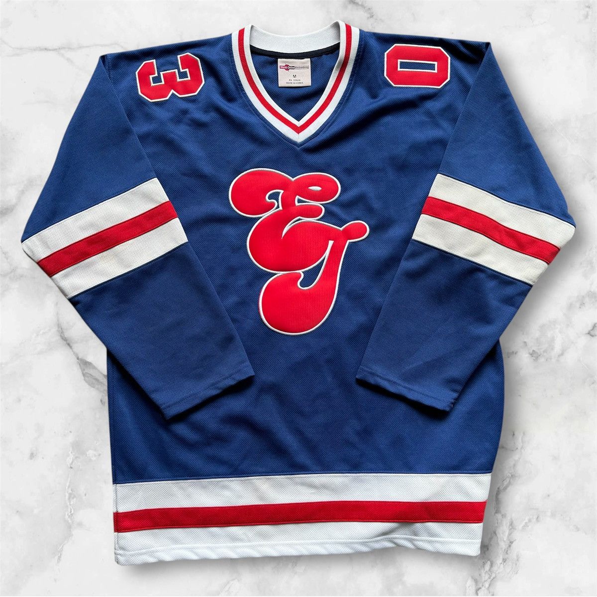 Band Tees Vintage Elton John Hockey Band Jersey Merch 90s NHL rock Size US M / EU 48-50 / 2 - 1 Thumbnail