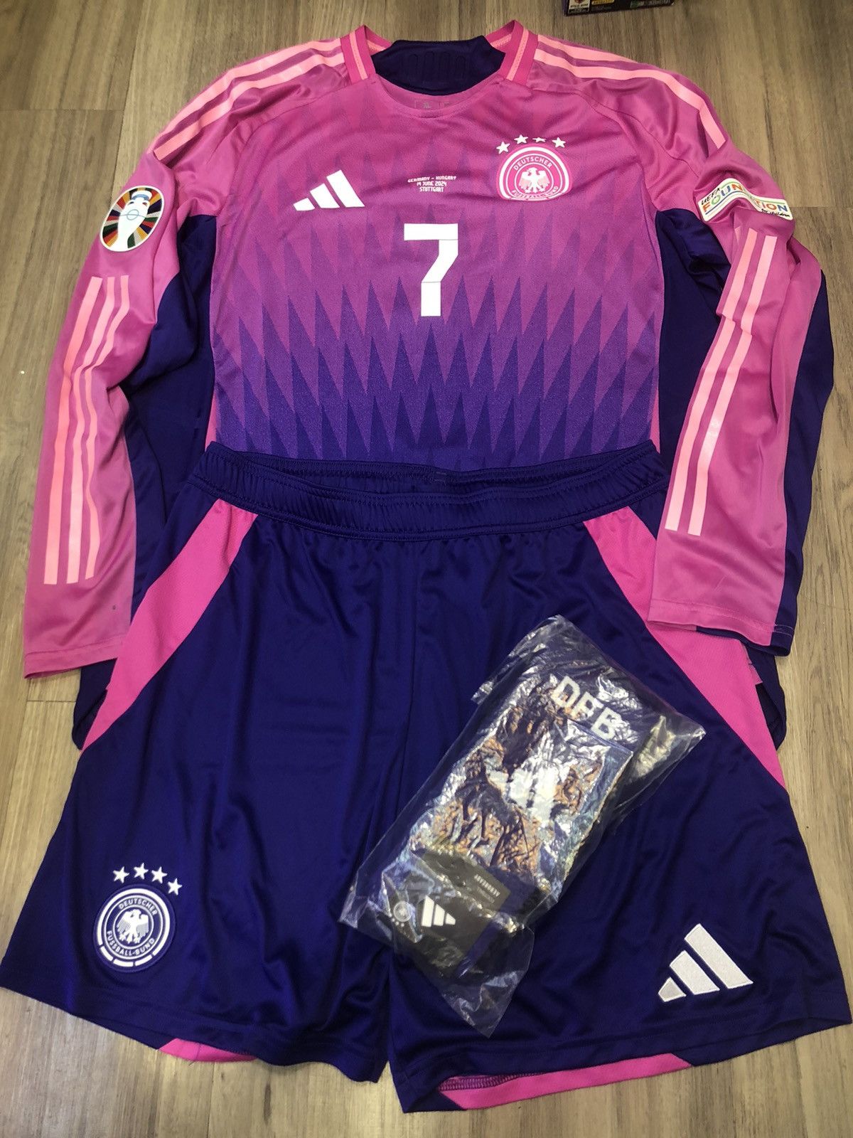 Adidas Germany Euro2024 player issue full set #7 Havertz(Bnwt) Size US XL / EU 56 / 4 - 1 Thumbnail