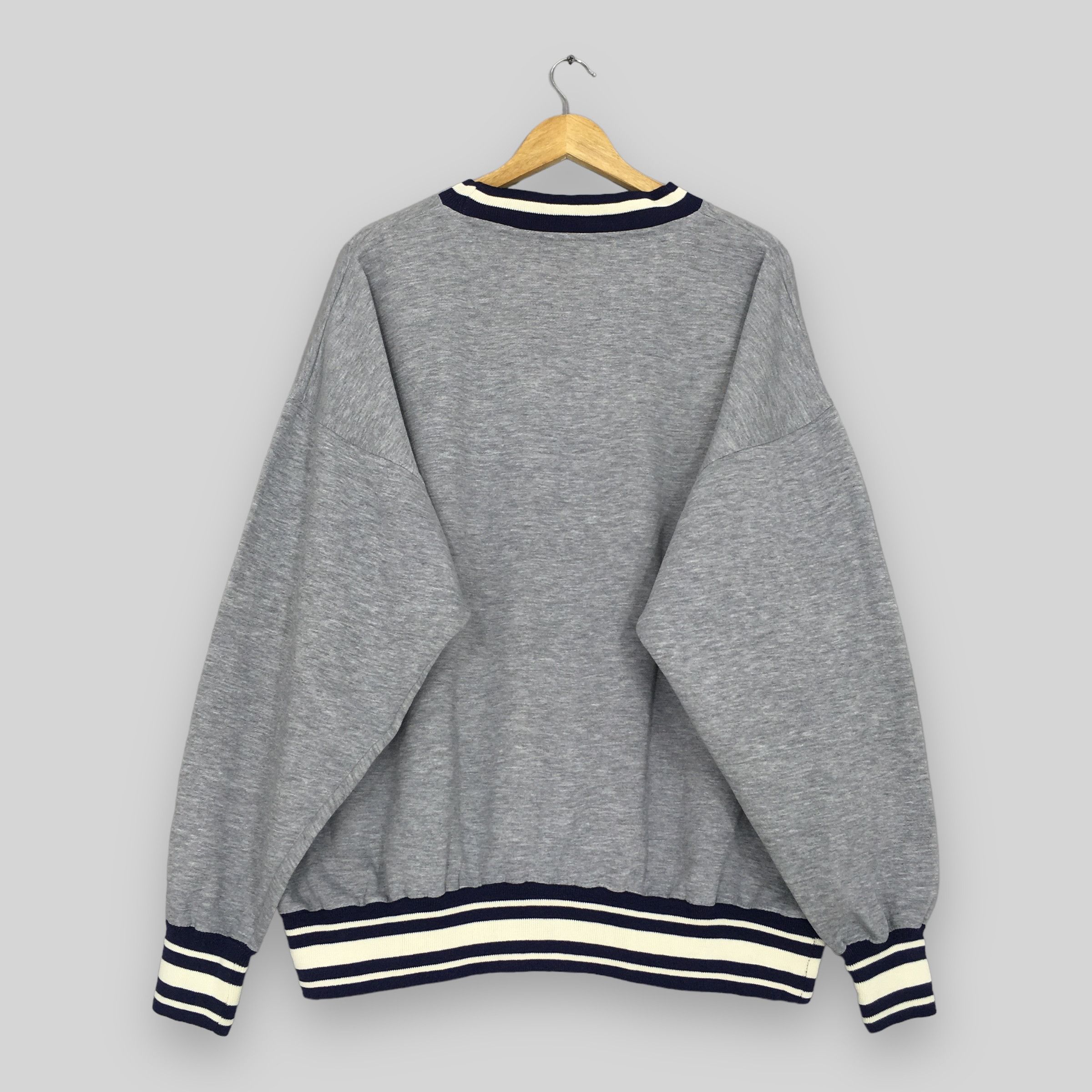 MLB Vintage 90s Cleveland Indians MLB Boxy Sweatshirt XLarge Size US XL / EU 56 / 4 - 8 Thumbnail