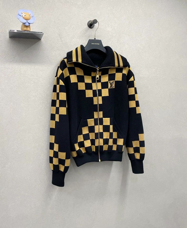 Louis Vuitton Louis Vuitton Black checkerboard knit jacket Size US M / EU 48-50 / 2 - 3 Thumbnail