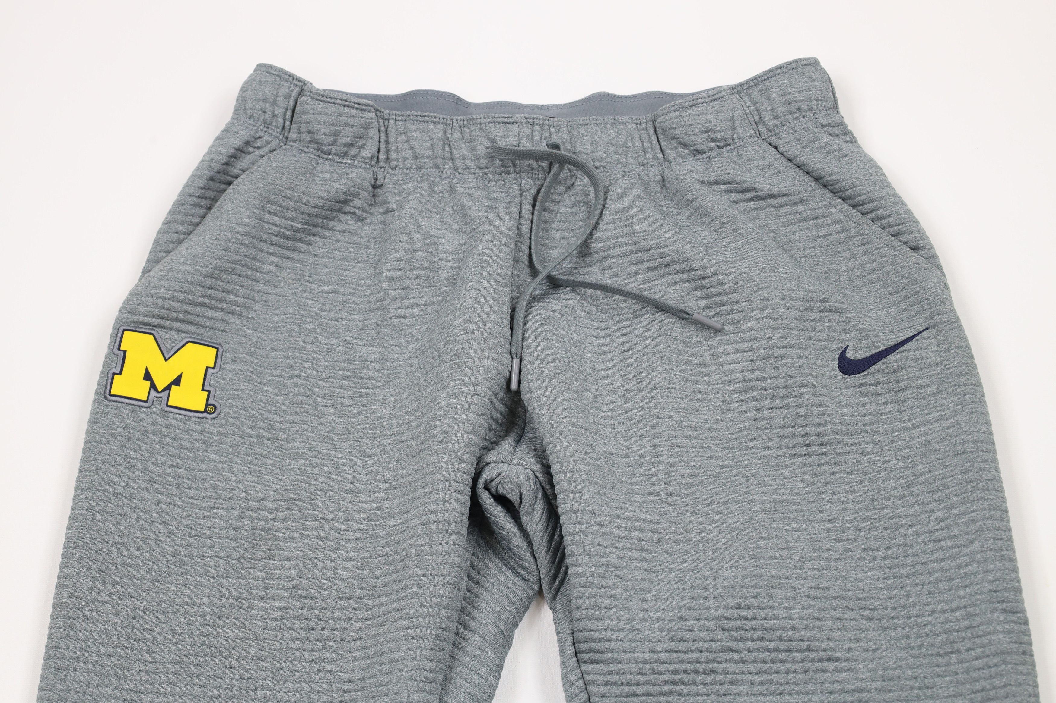 Nike Nike University of Michigan Ribbed Cuffed Sweatpants Joggers Size US 38 / EU 54 - 2 Thumbnail
