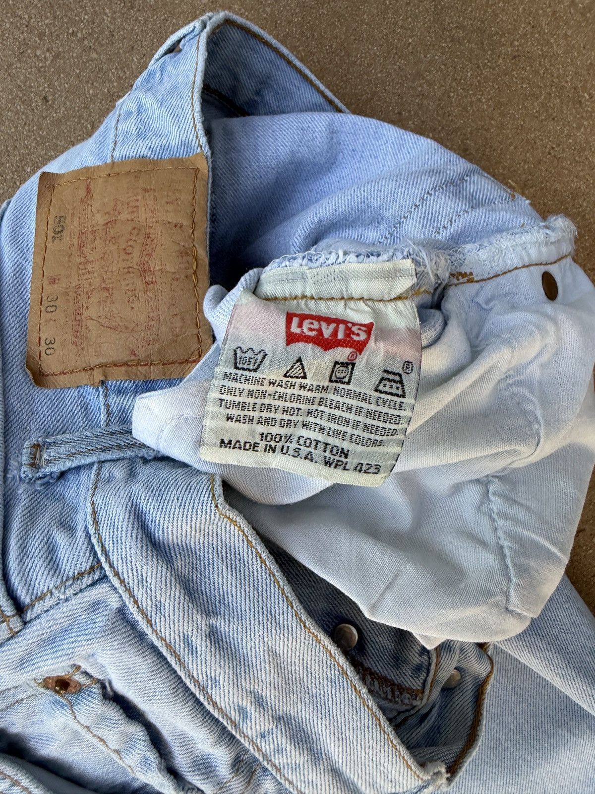 Levi's Vintage 80s Levi’s 501xx Buttonfly Faded Denim Jeans 28x29 Size US 28 / EU 44 - 7 Thumbnail