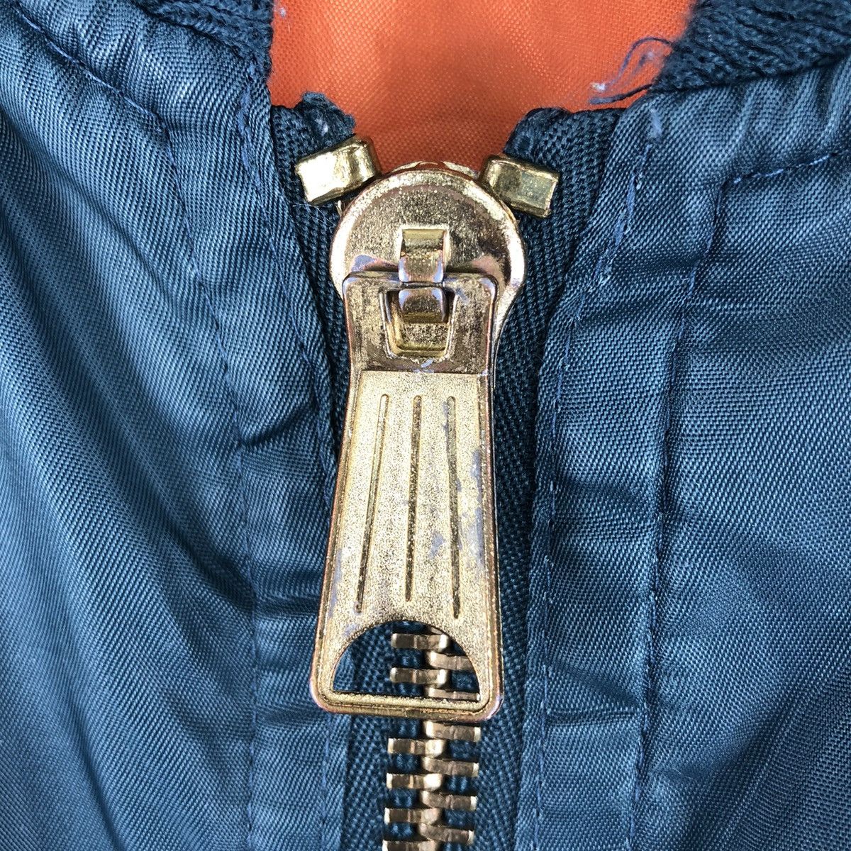 Japanese Brand Vintage Thrashed Bomber Jacket MA-1 Reversible Distressed Size US XL / EU 56 / 4 - 11 Thumbnail