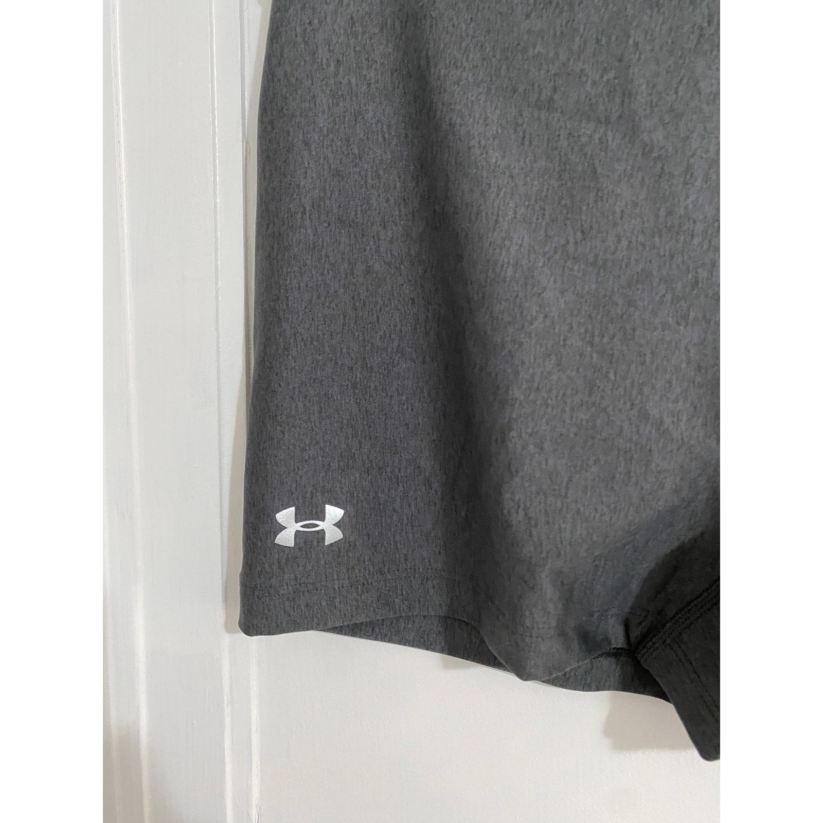 Under Armour NWT Under Armour Compression Shorts Women's Medium 3" Size 30" / US 8 / IT 44 - 2 Thumbnail