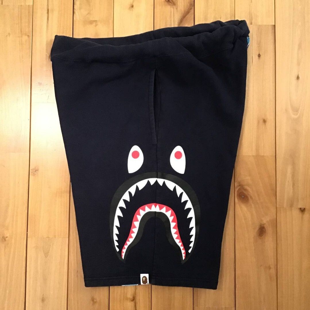 Bape BAPE Side Shark Sweat Shorts Navy x ABC camo blue ★size 2XL Size US 38 / EU 54 - 4 Thumbnail