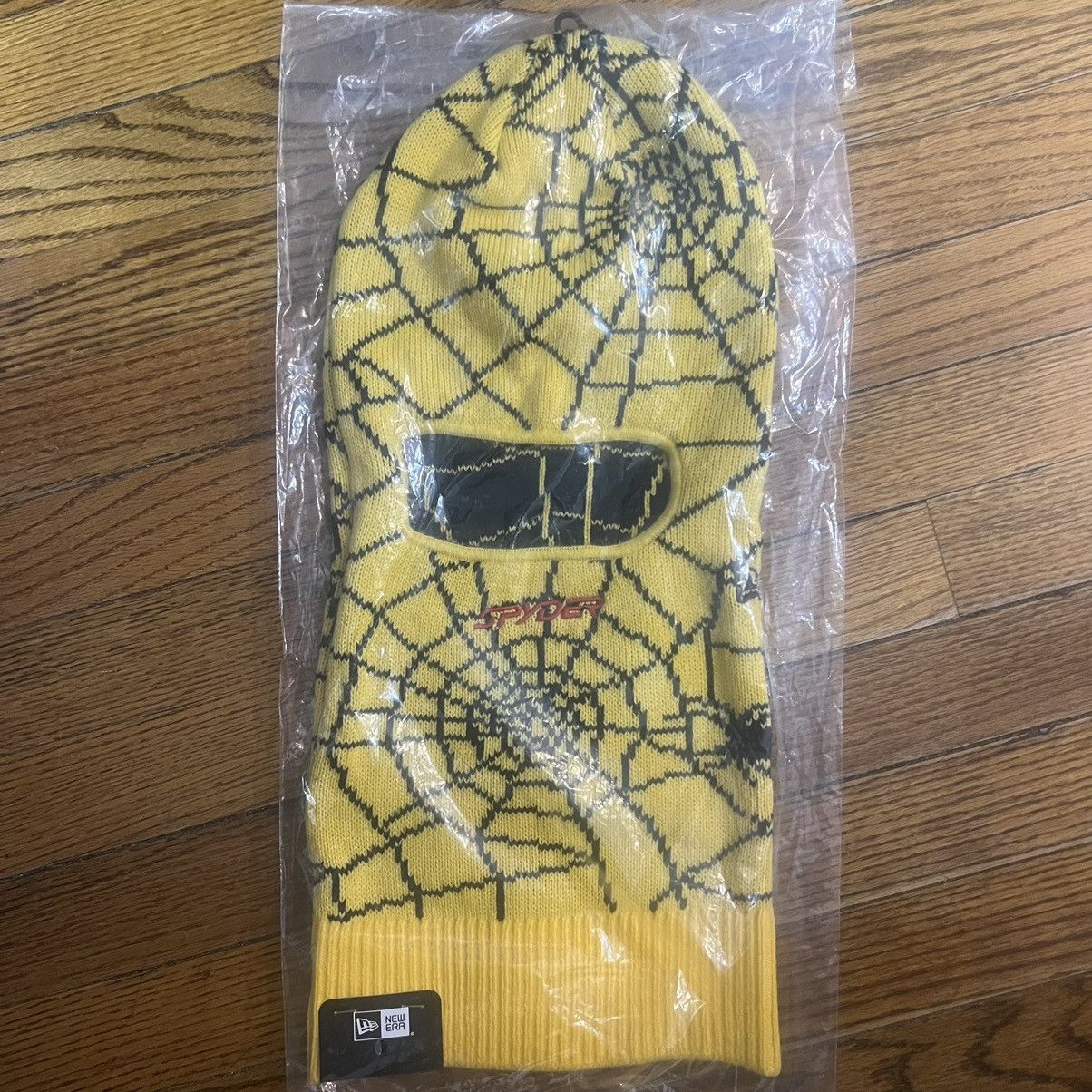 Supreme Spyder New Era Balaclava Yellow Size: OS