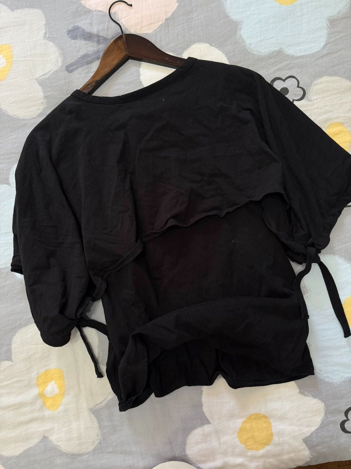 Yohji Yamamoto Yohji Yamamoto short-sleeve cross cutout no show 9/10 Size XS / US 0-2 / IT 36-38 - 2 Thumbnail