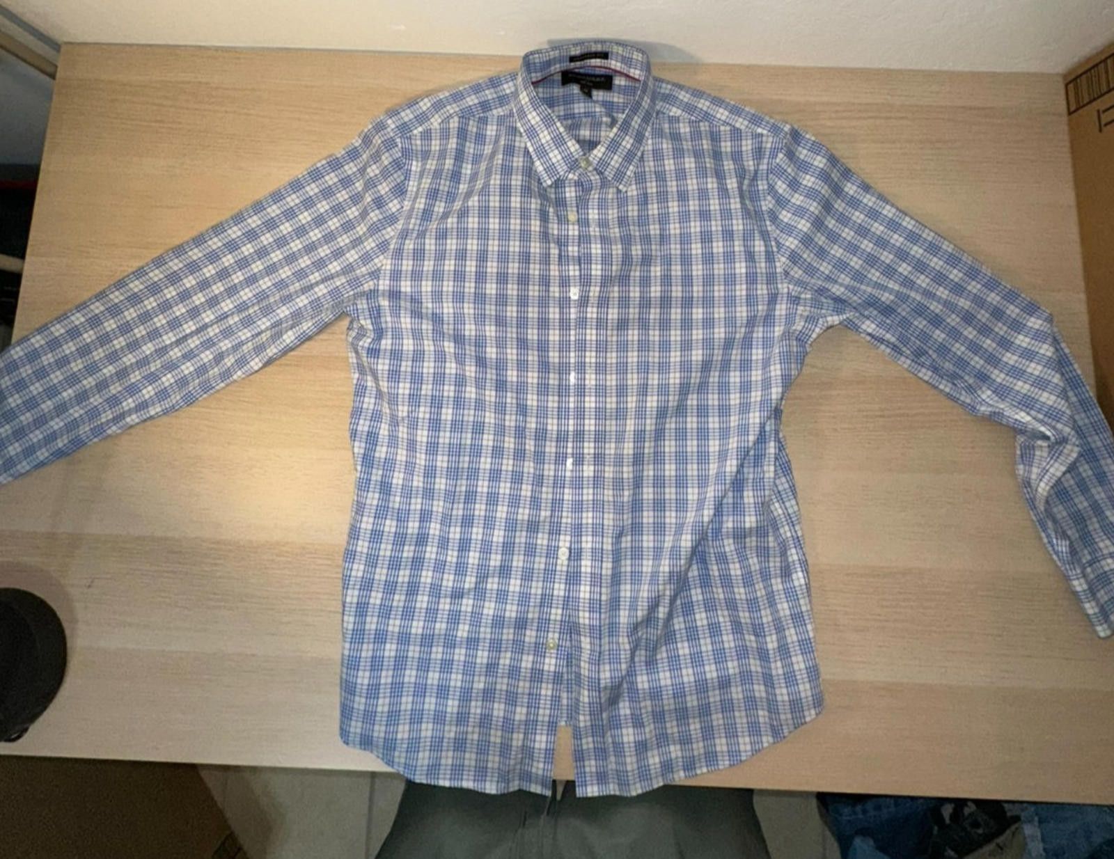 Banana Republic Banana Republic Men’s Dress Shirt – Blue & White Pattern M Size 38R - 2 Thumbnail