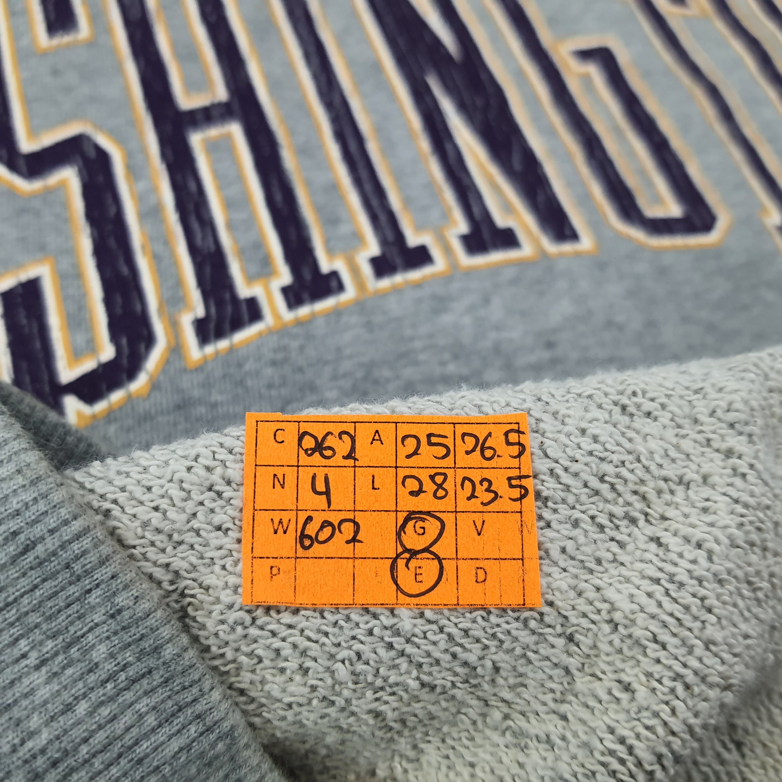 Vintage Vintage Washington Huskies Football Team Sweatshirt C262N4 Size US XL / EU 56 / 4 - 9 Thumbnail