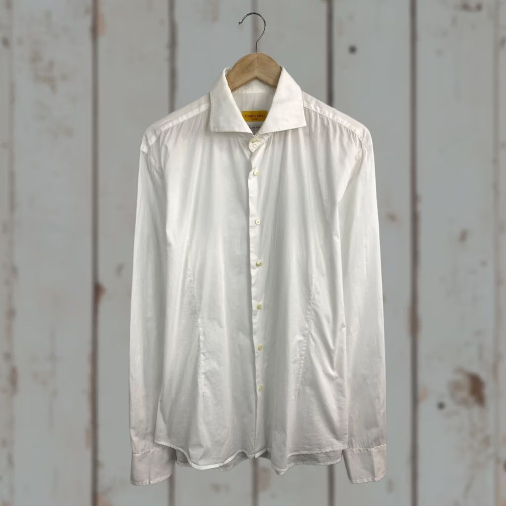 Romeo Gigli Romeo Gigli Milano Luxury Shirt T-Shirt XL White Retro Hype Y2K Mens Size US XL / EU 56 / 4 - 1 Thumbnail