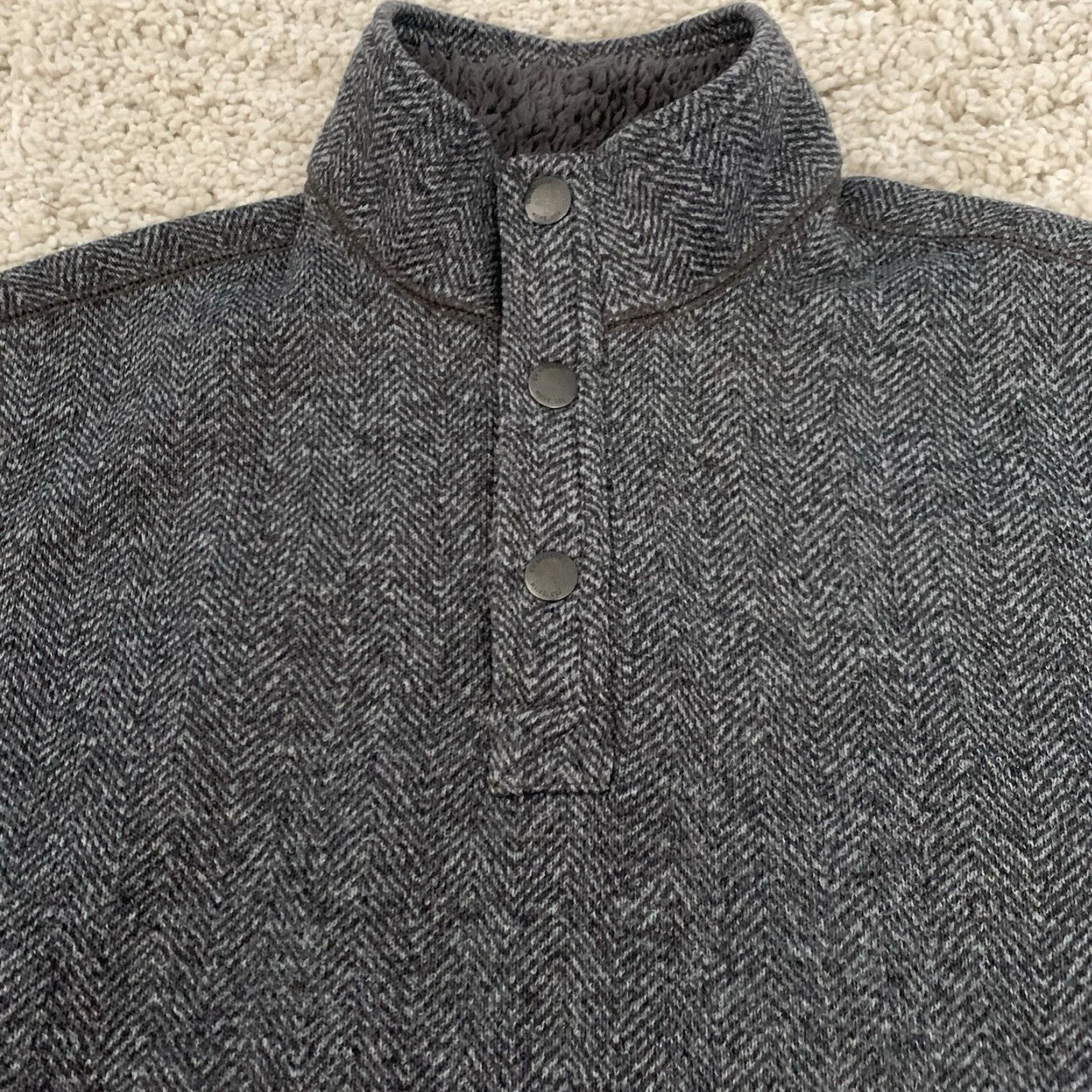 Vintage G.H. Bass & Co. 1/4 Snap Pullover Mens Medium Herringbone Sweater Fleece Lined Pockets Gray Mock Neck Knit Pullover Shirt? Size US M / EU 48-50 / 2 - 3 Thumbnail