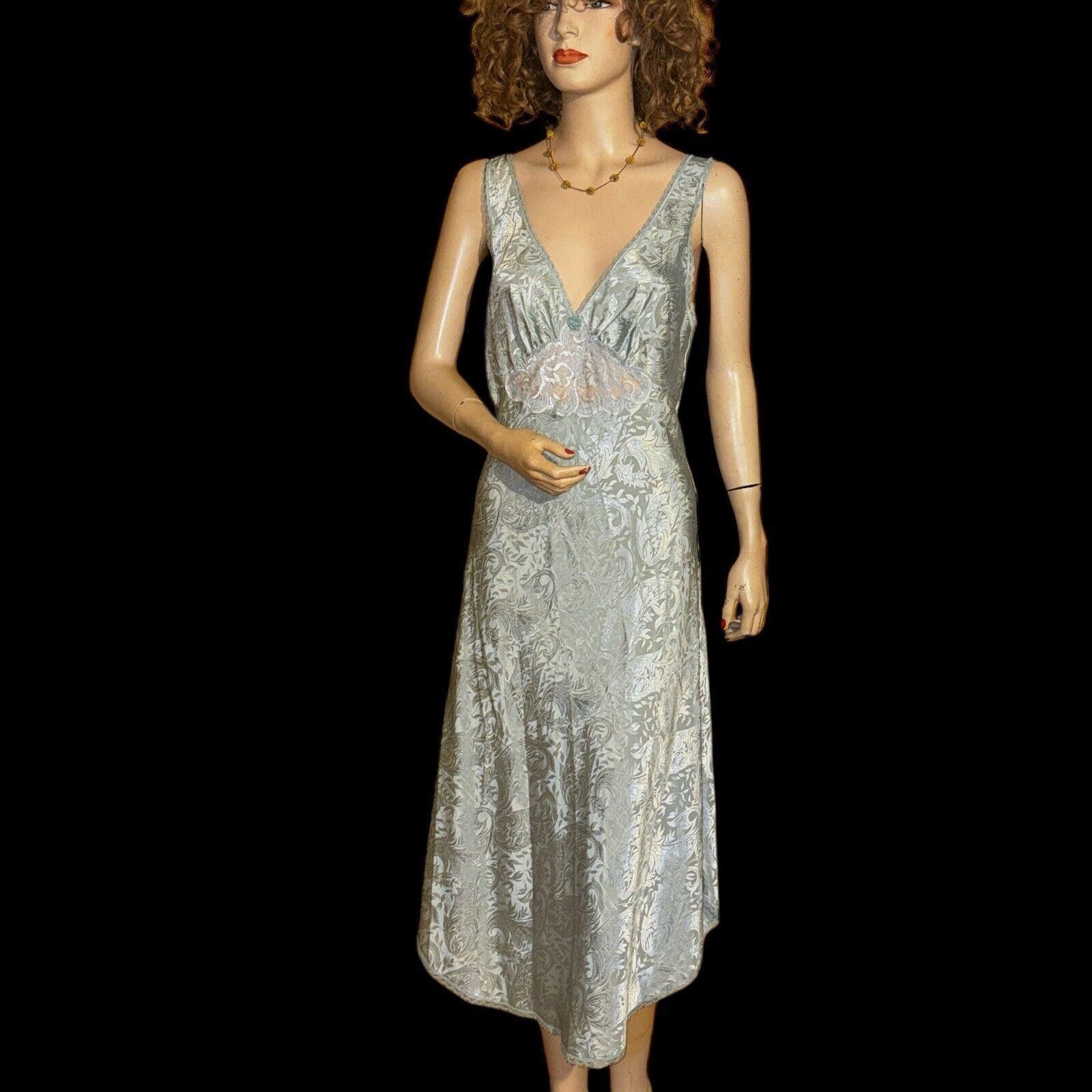 Designer Vintage Lucie Ann II Blue Silky Lace Trim Nightgown Sz M Size ONE SIZE - 1 Thumbnail