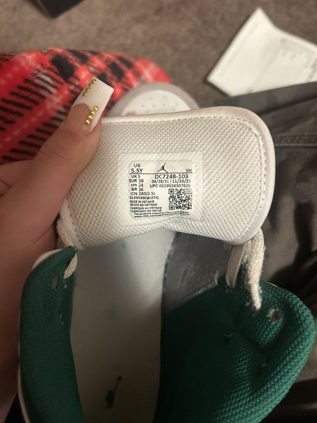 Jordan Brand × Nike Air Jordan Mid SE (GS) Size US 5.5 / EU 38 - 6 Thumbnail