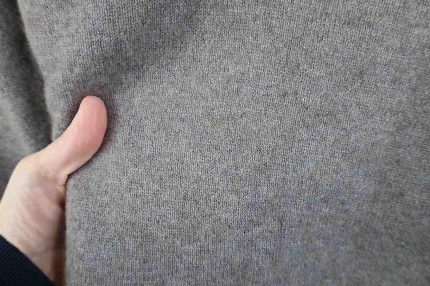 Vintage Vintage 70s Streetwear Knit V-Neck Sweater Heather Gray Size US L / EU 52-54 / 3 - 4 Thumbnail