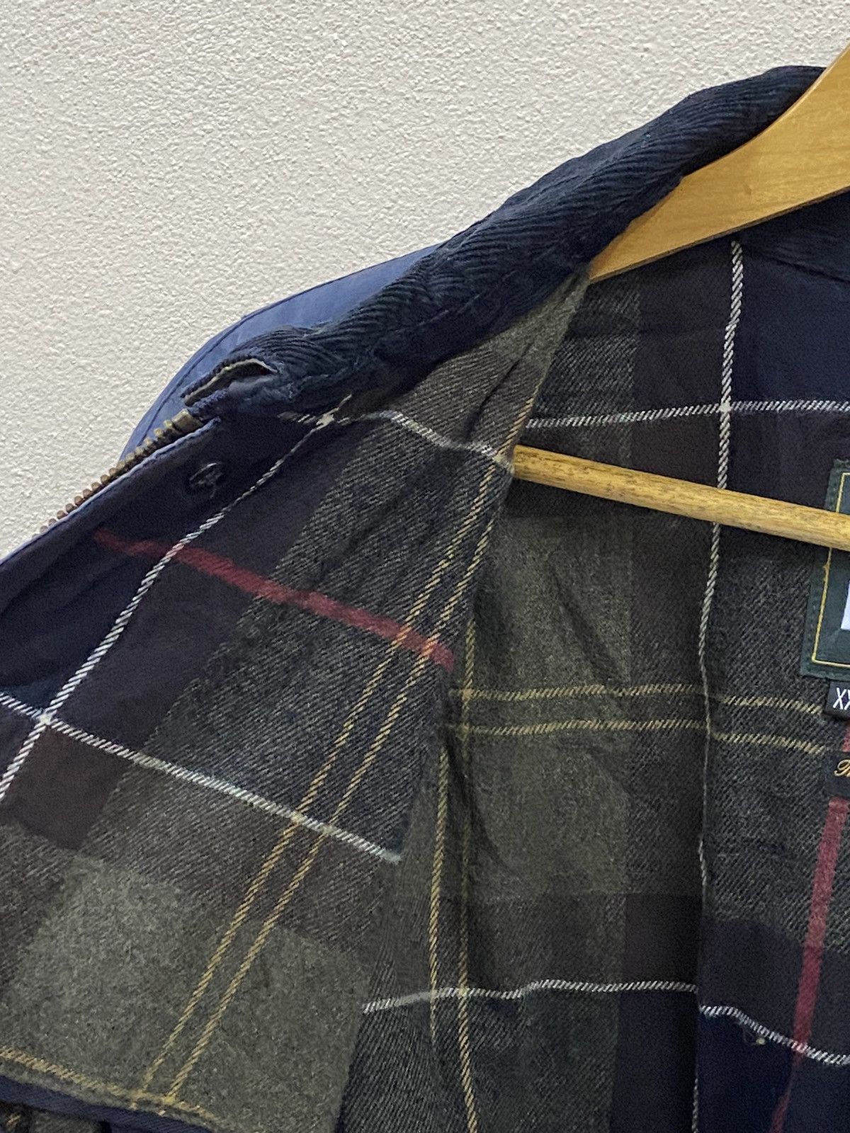 Barbour AW 16 PDD Barbour Carrbridge Classic Tartan Size US XL / EU 56 / 4 - 12 Thumbnail