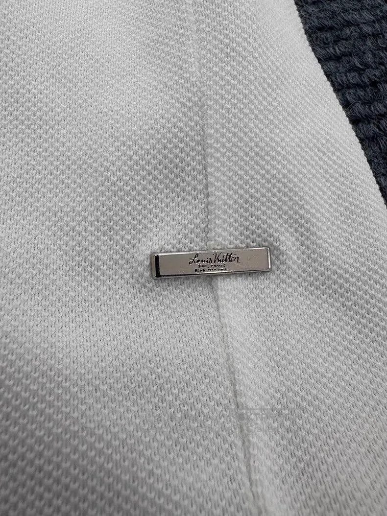 Louis Vuitton Louis Vuitton New Pocket Dark Pattern Short Sleeve Size US XL / EU 56 / 4 - 5 Thumbnail