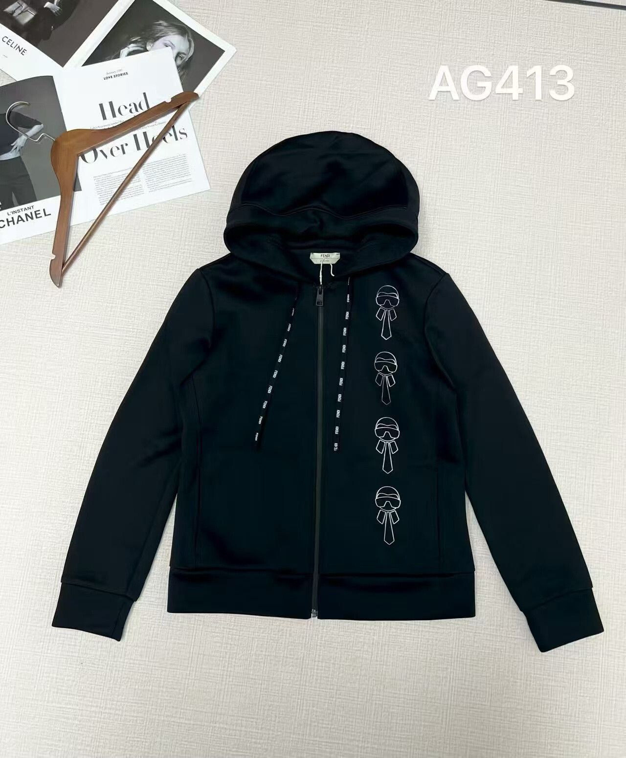 Fendi Fendi Signature Hooded Sweatshirt Size M / US 6-8 / IT 42-44 - 1 Thumbnail