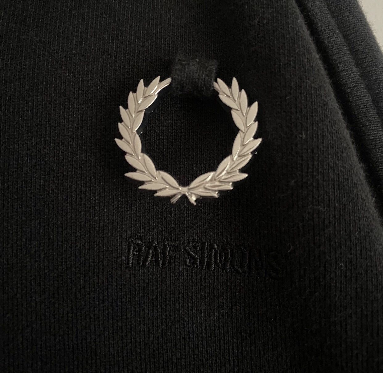 Raf Simons Raf Simons x Fred Perry collaboration iron ring hoodie 2412- Size US M / EU 48-50 / 2 - 5 Thumbnail