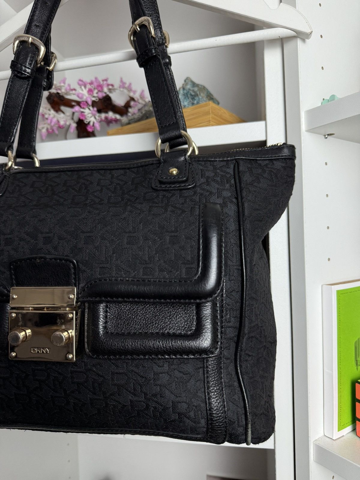 DKNY × Japanese Brand Vintage y2k DKNY monogram shoulder hand bag archive designer Size ONE SIZE - 3 Thumbnail