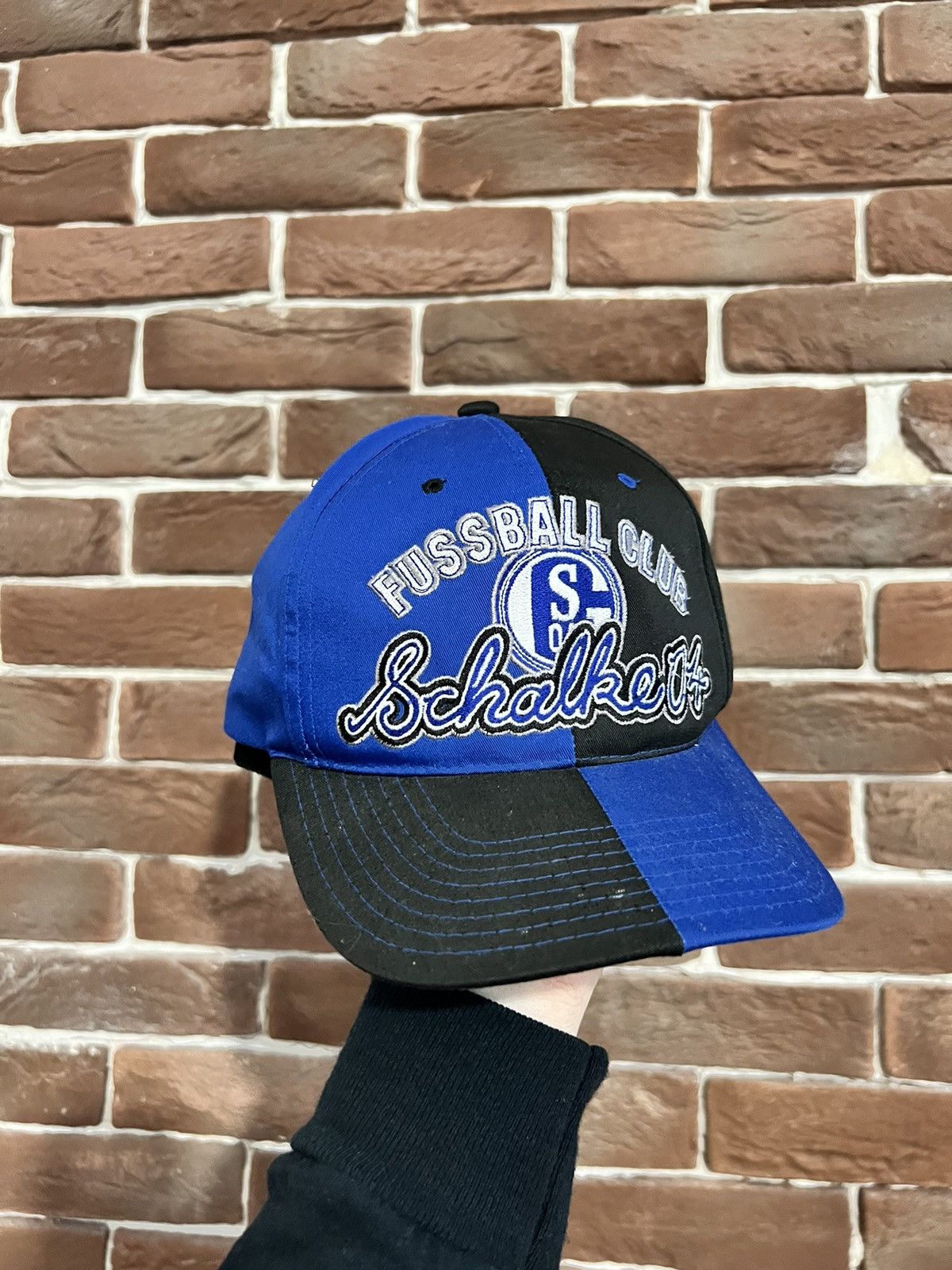 Vintage Rare Vintage 90s Schalke 04 Hat Soccer Football Cap Grail Size ONE SIZE - 1 Thumbnail